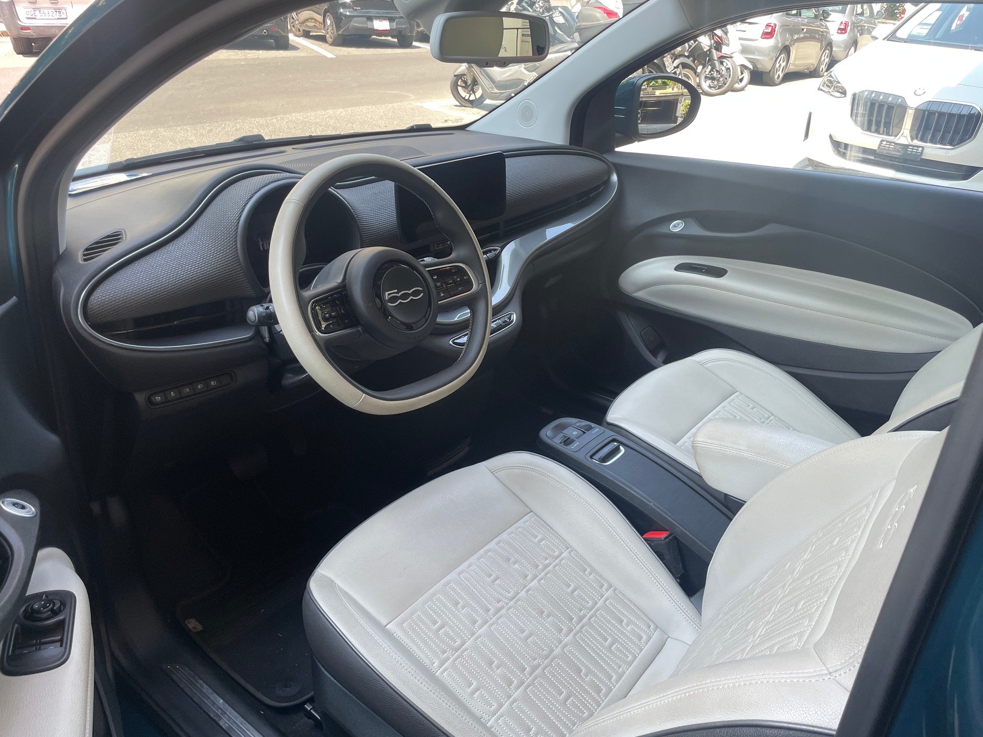 FIAT 500 el 87 kW La Prima-image-7