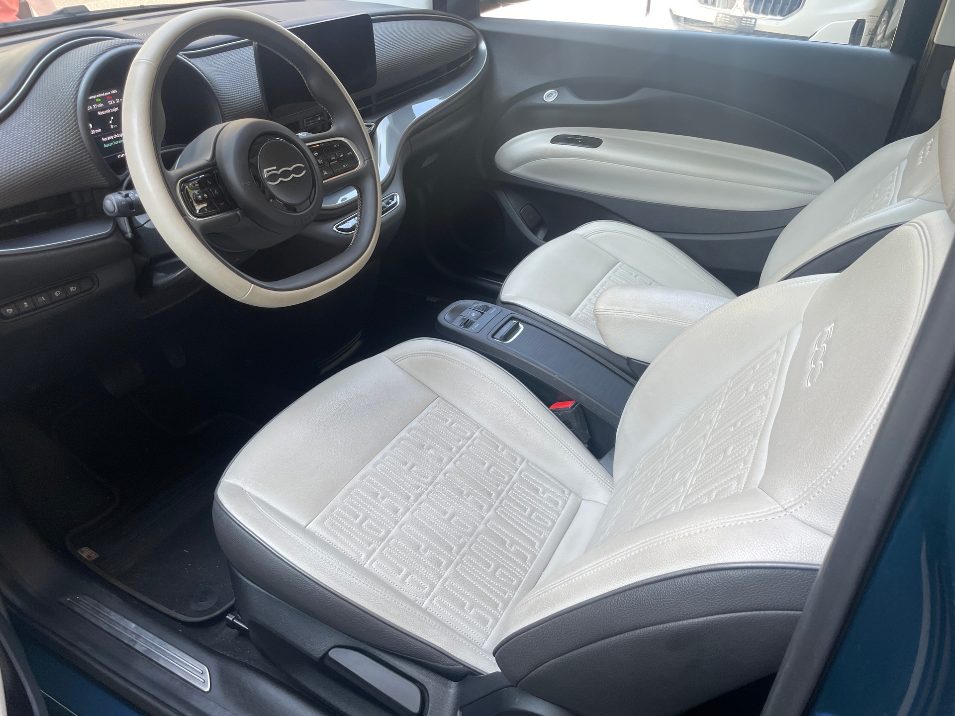 FIAT 500 el 87 kW La Prima-image-8