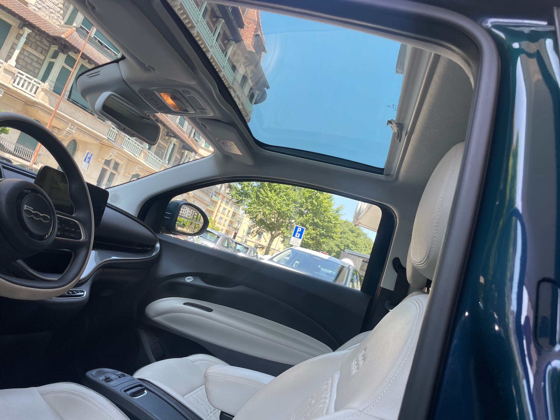 FIAT 500 el 87 kW La Prima-image-10