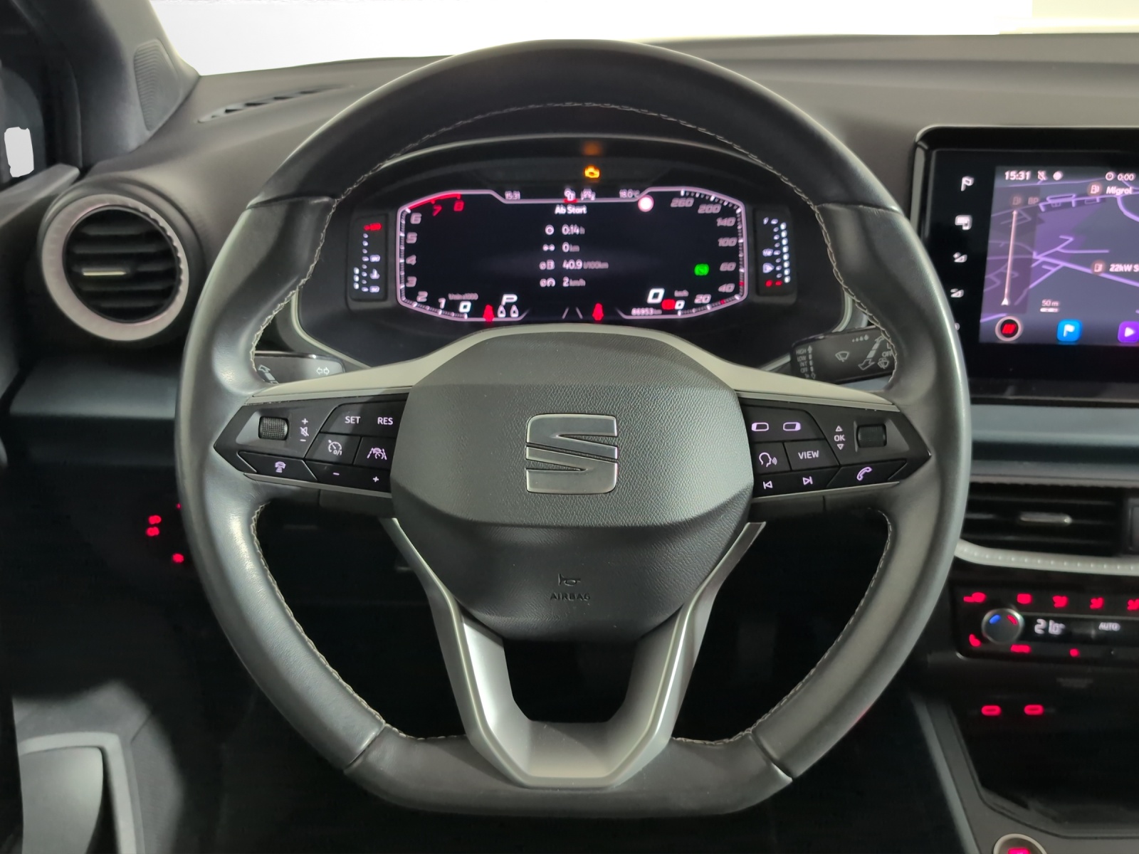 SEAT Arona 1.5 Eco TSI Hola Xperience DSG-image-11