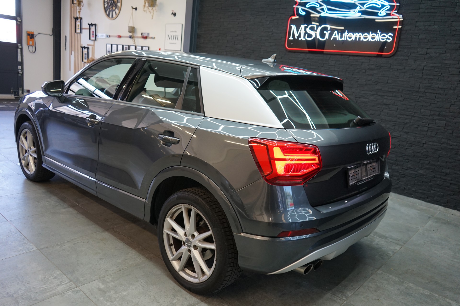 AUDI Q2 1.4 TFSI sport S-tronic-showroom-element-2