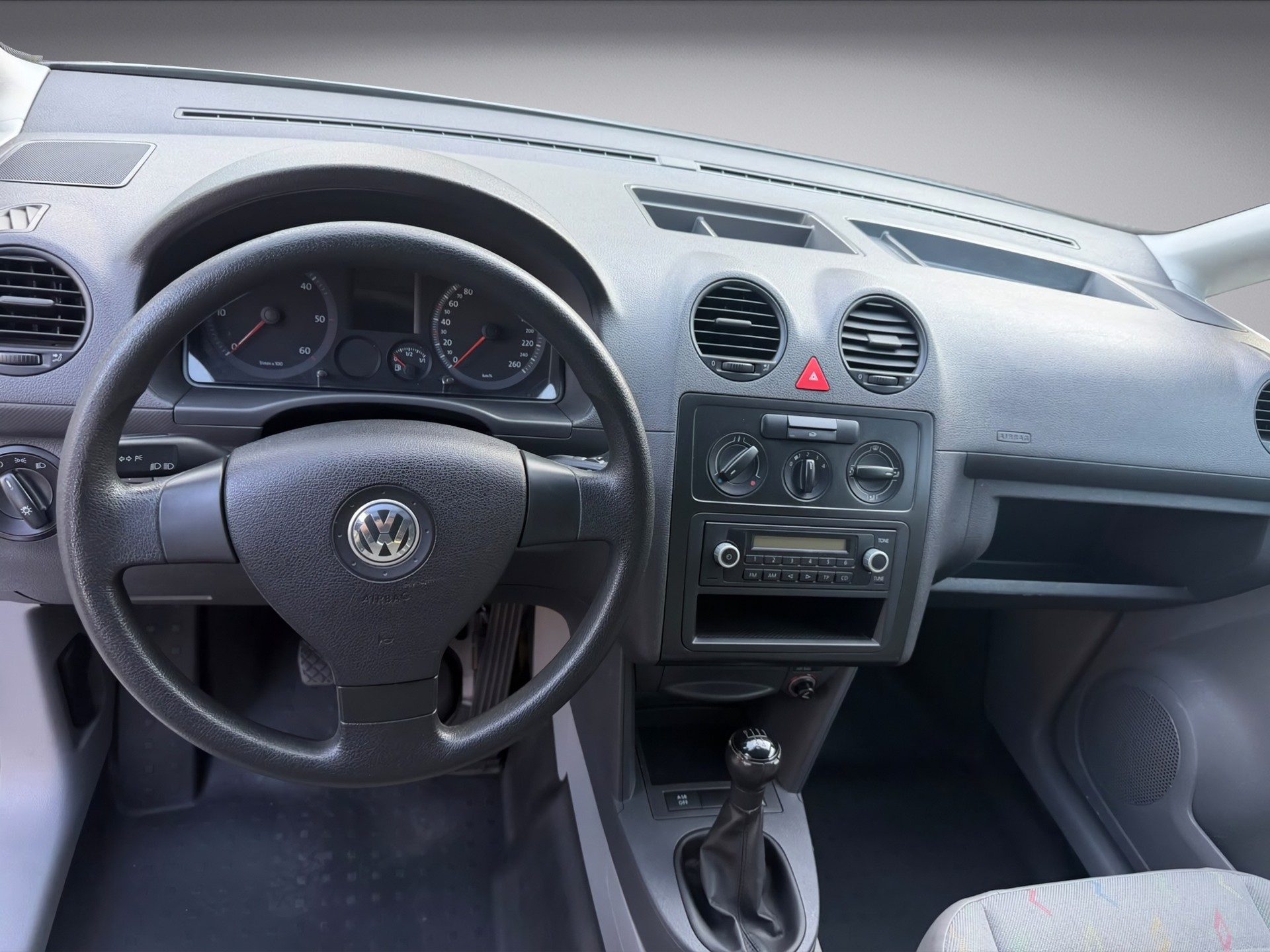 VW Caddy 2.0SDI * Diesel *-image-9