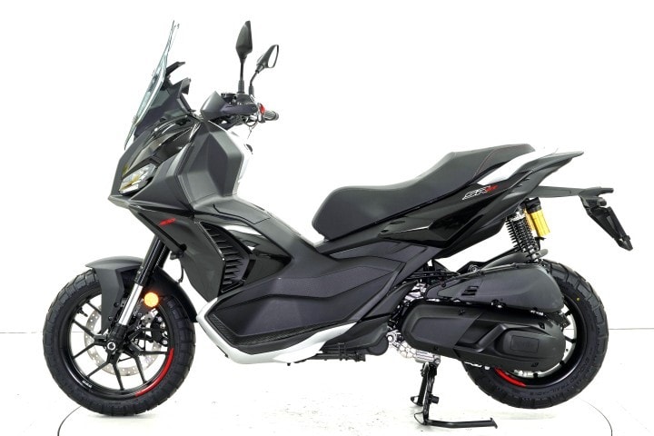 APRILIA ST GT 400 ABS-image-4