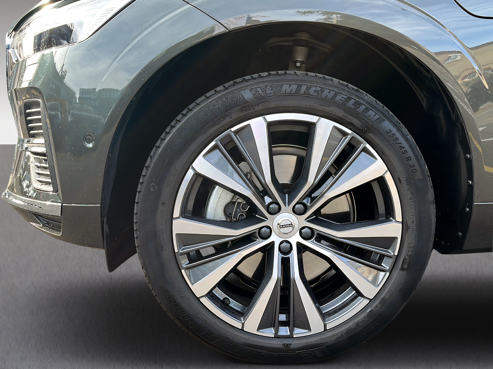VOLVO XC60 2.0 T6 TE Inscription eAWD-image-5