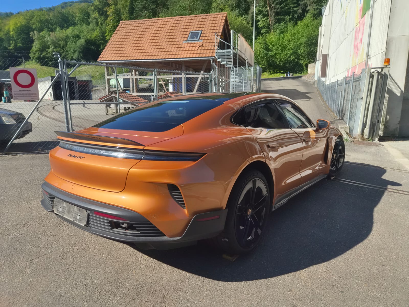 PORSCHE Turbo GT-image-1