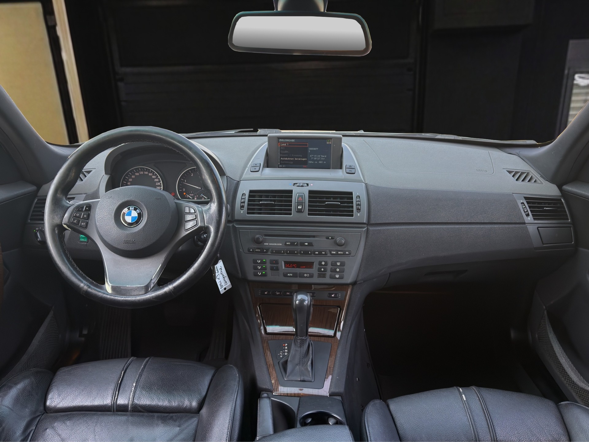 BMW X3 3.0d-image-10