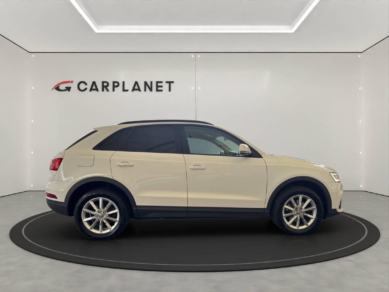 AUDI Q3 2.0 TDI 150 quattro S-Tronic-image-3