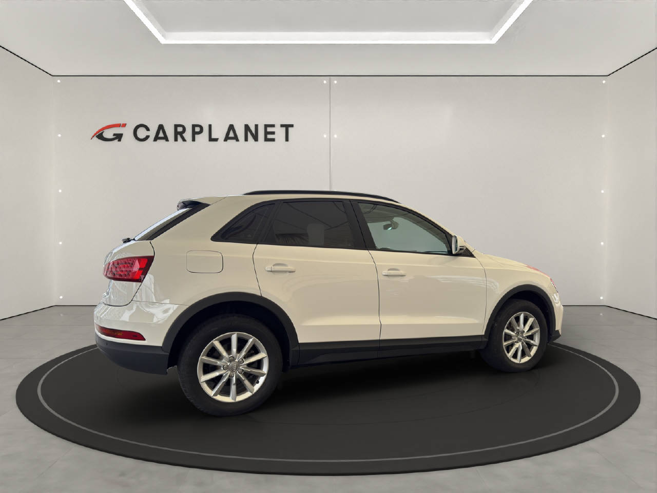 AUDI Q3 2.0 TDI 150 quattro S-Tronic-image-6
