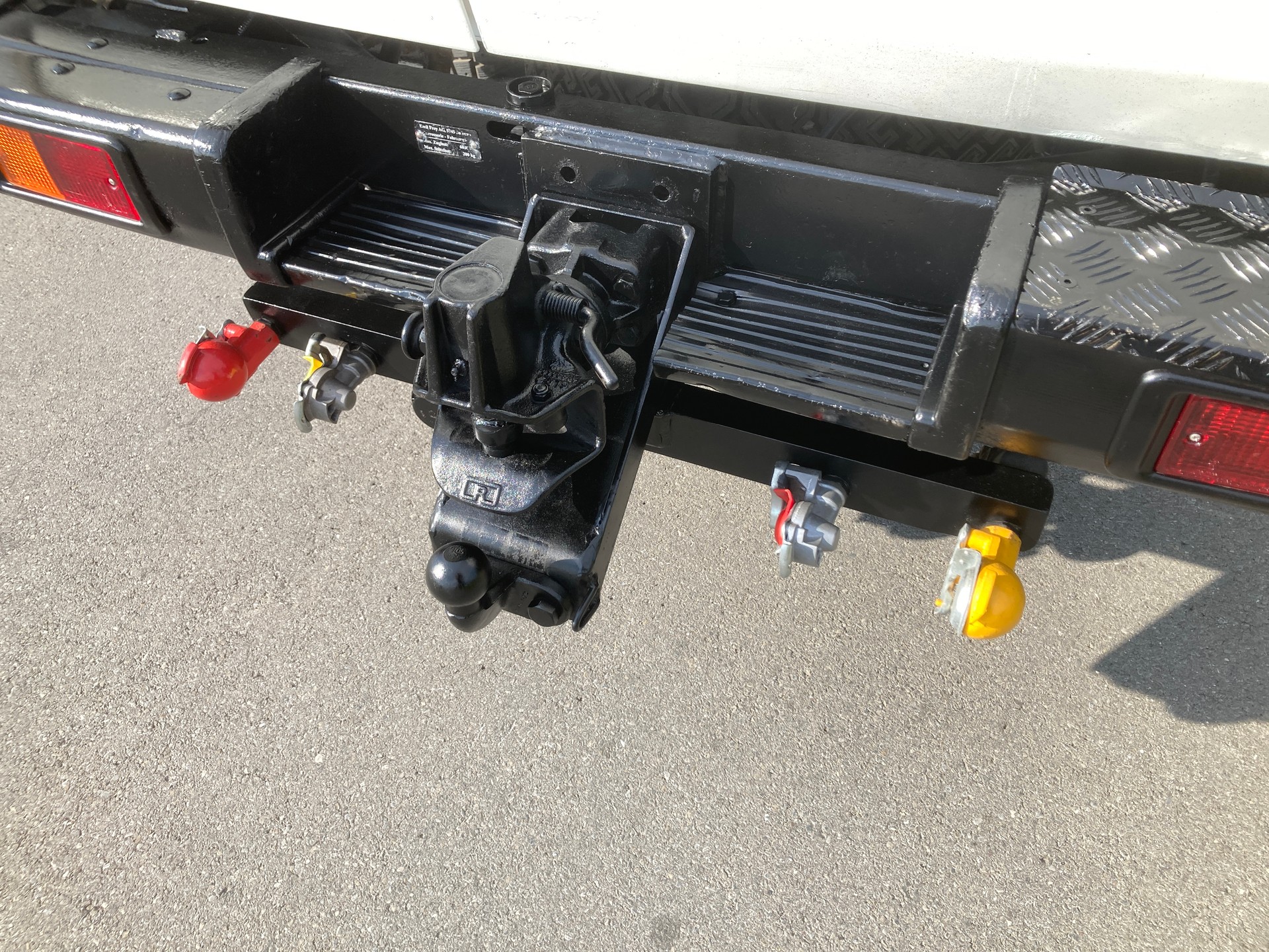 TOYOTA Land Cruiser 400 Hdt Long 4.2D mit 6.000 KG Anhängelast-image-5