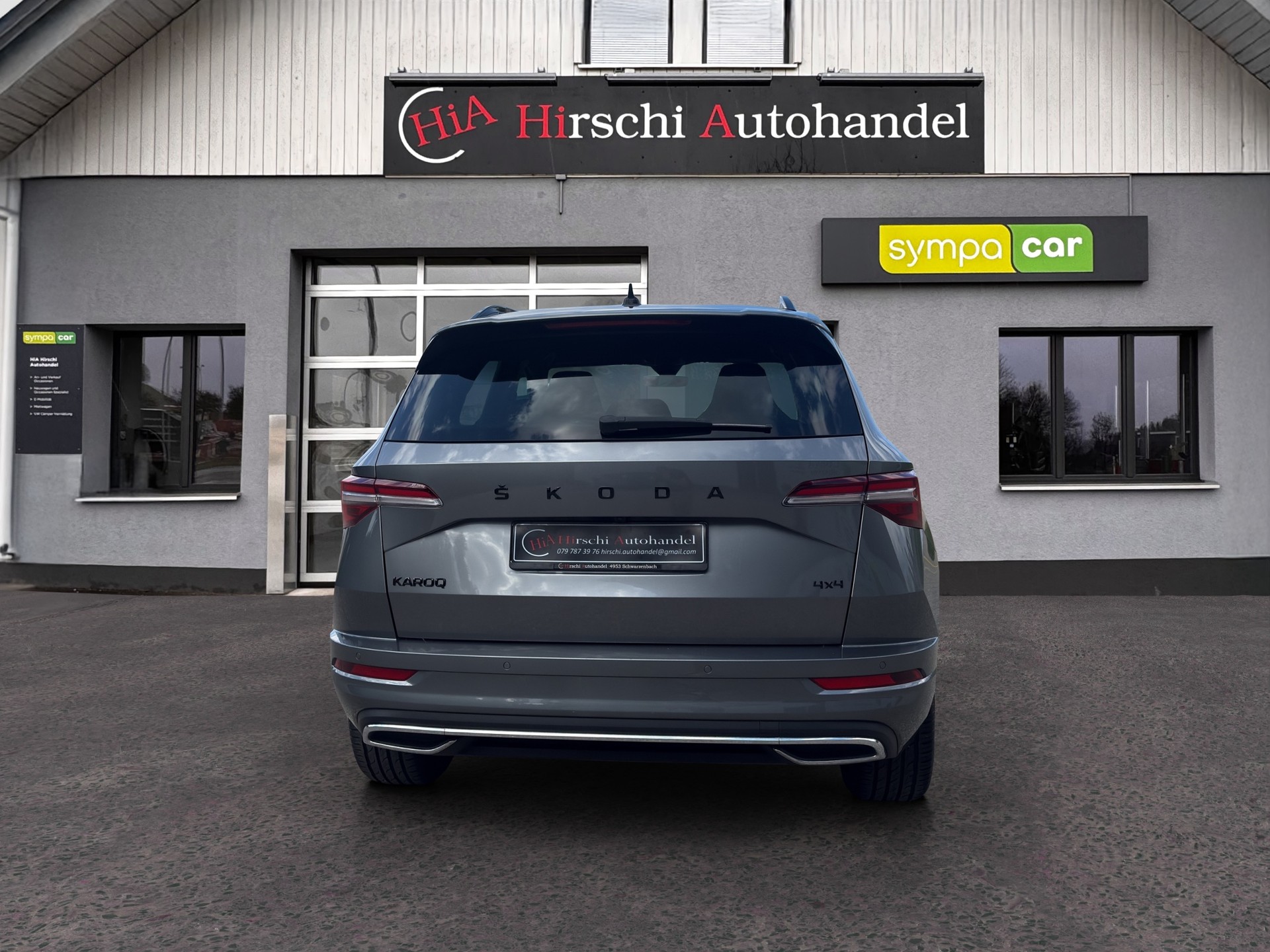 SKODA Karoq 2.0 TSI SportLine 4x4 DSG-image-8