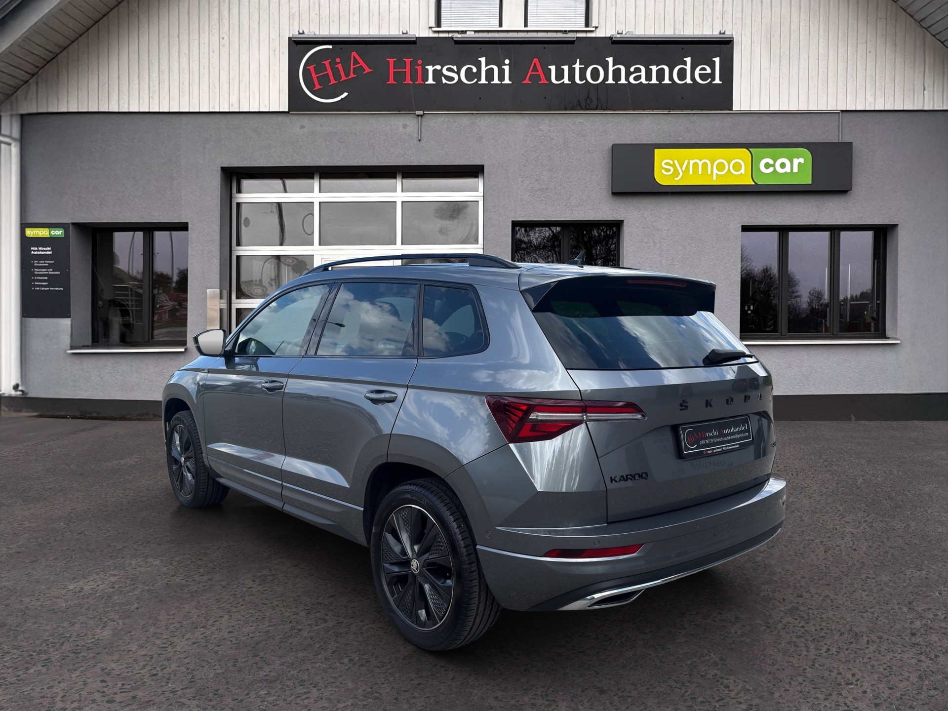 SKODA Karoq 2.0 TSI SportLine 4x4 DSG-image-6