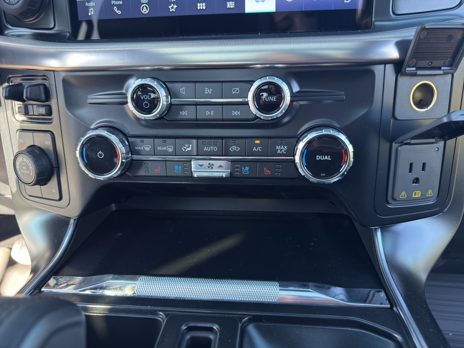 FORD F-Pickup 150 Raptor Super Crew-image-21