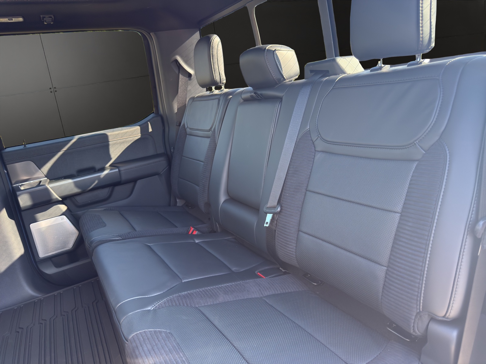 FORD F-Pickup 150 Raptor Super Crew-image-14