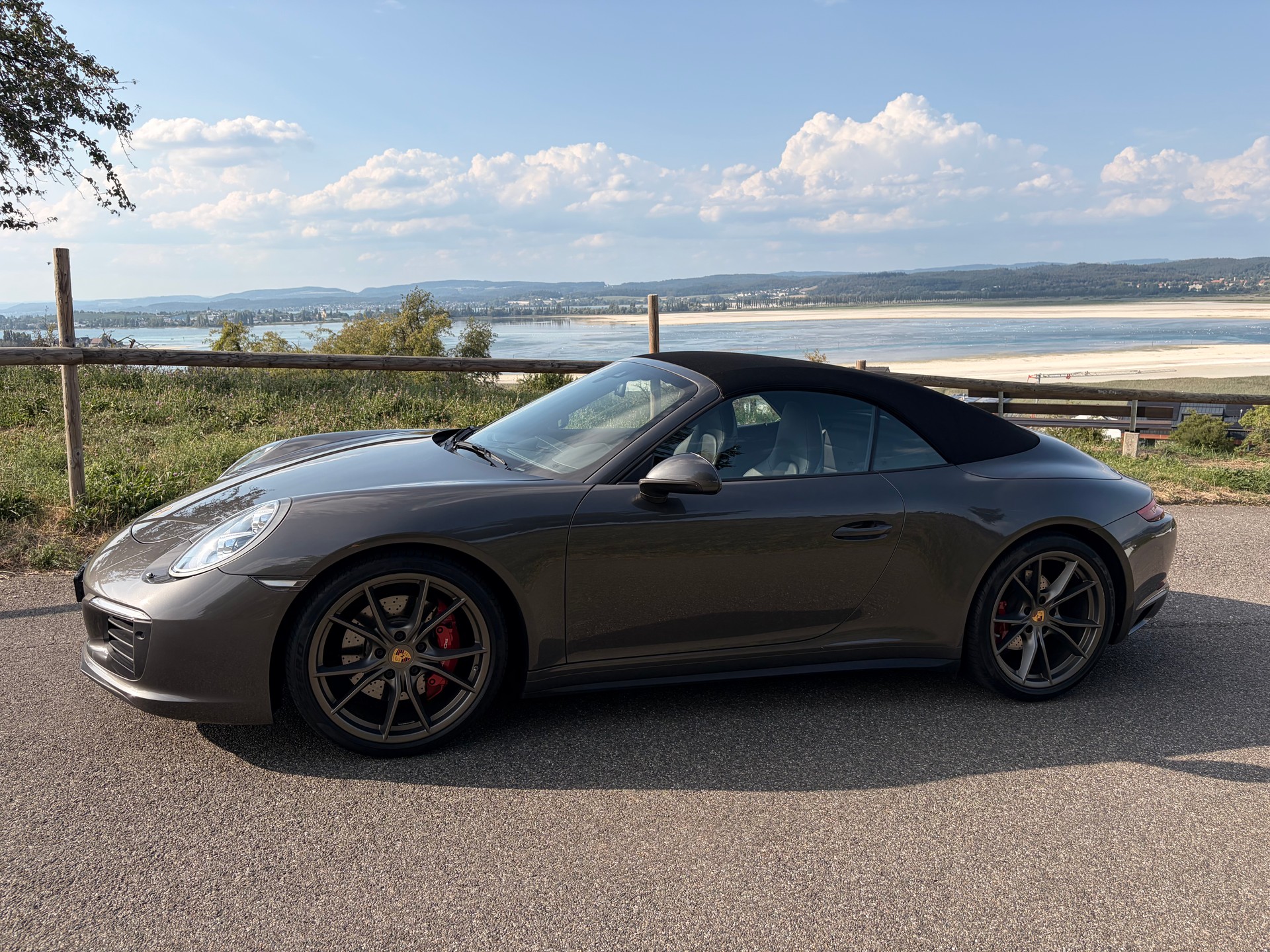 PORSCHE 911 Carrera 4S Cabriolet-image-5