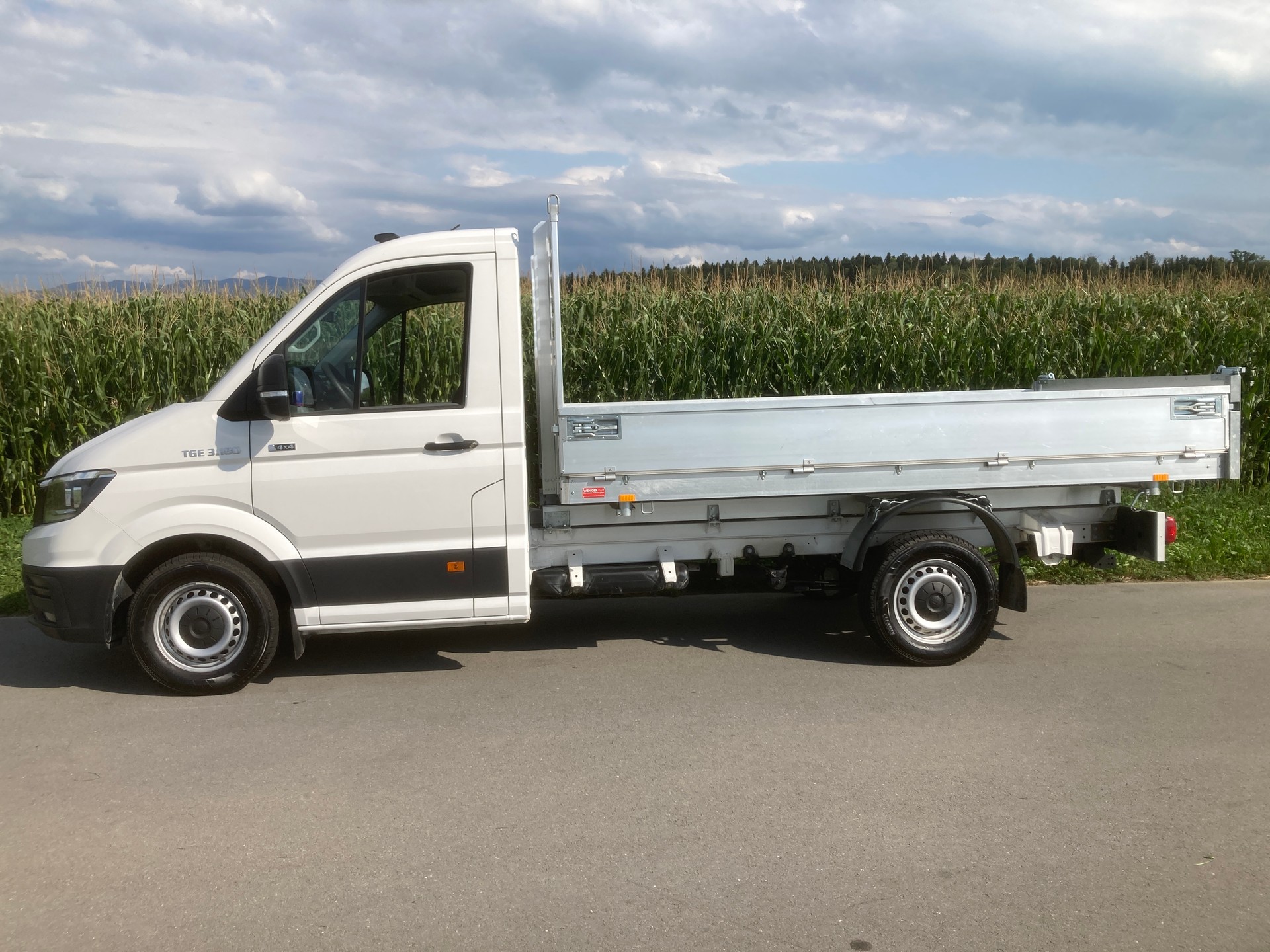 MAN TGE 3.180 4x4 Standard Automat 3-Seitenkipper-image-4