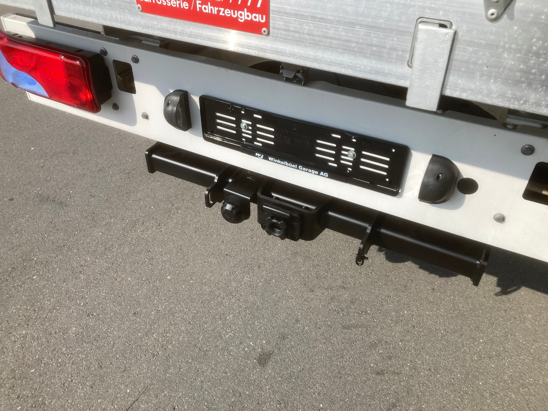 MAN TGE 3.180 4x4 Standard Automat 3-Seitenkipper-image-5