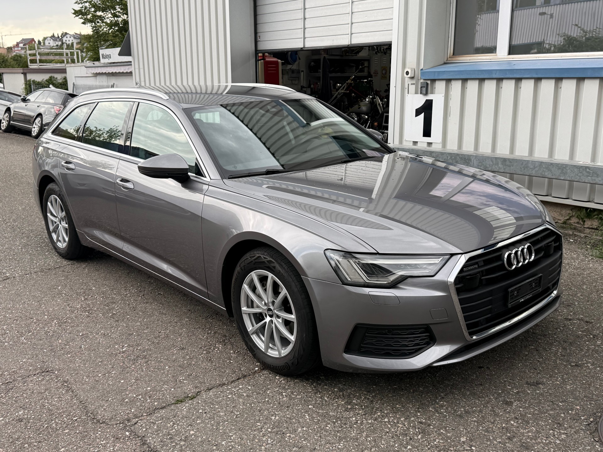 AUDI A6 Avant 40 TDI Design quattro S-tronic-image-1