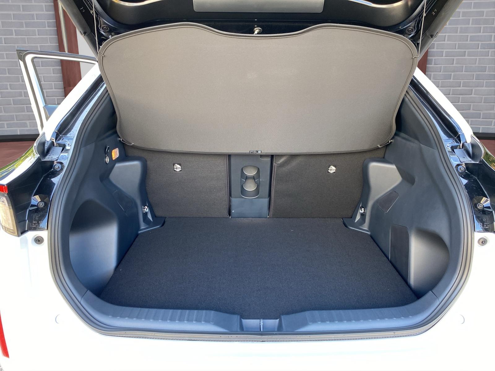 TOYOTA Yaris Cross 1.5 VVT-i HSD Premium AWD-i-image-10