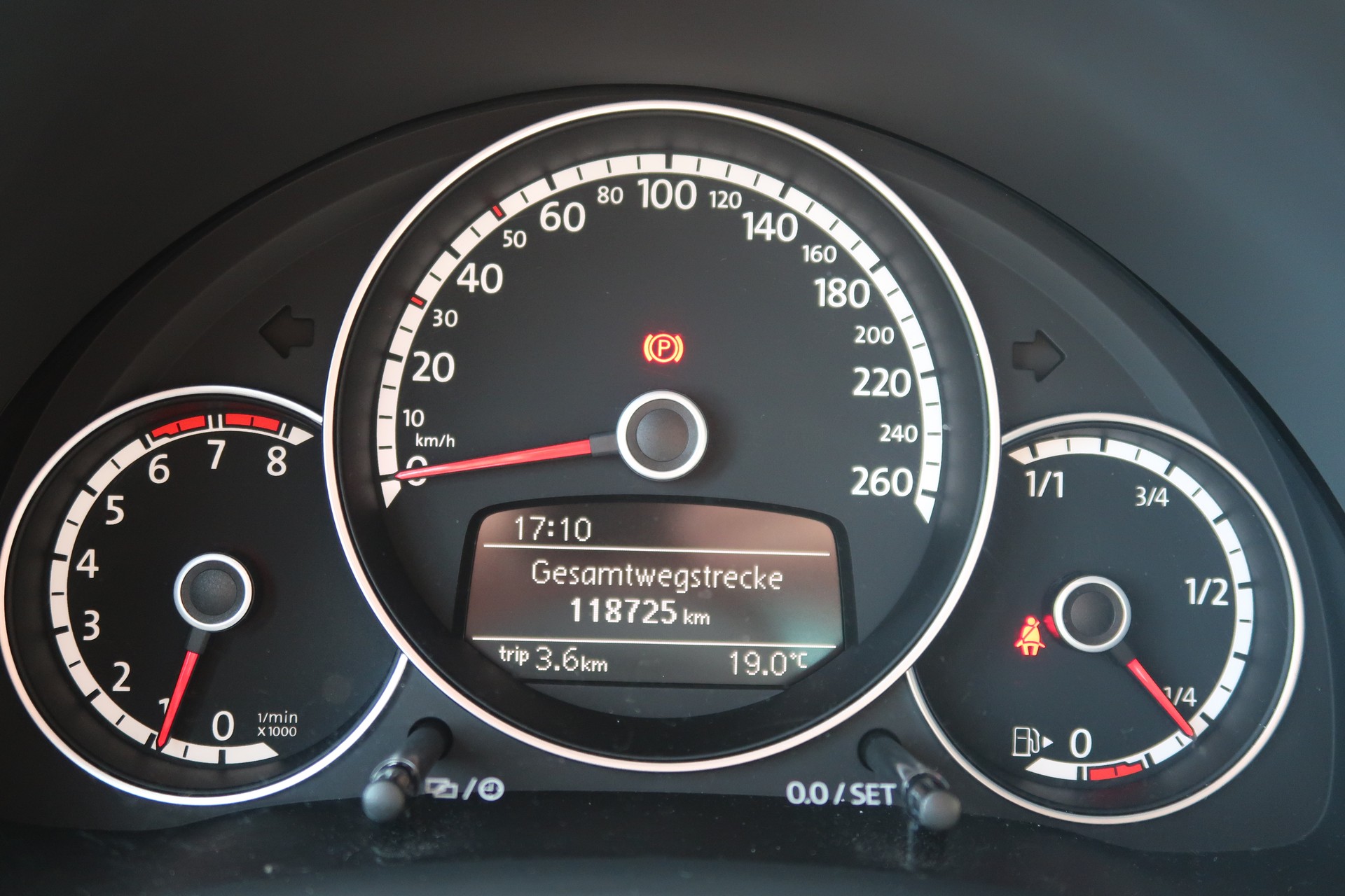 VW Beetle 1.4 TSI Sport-image-11