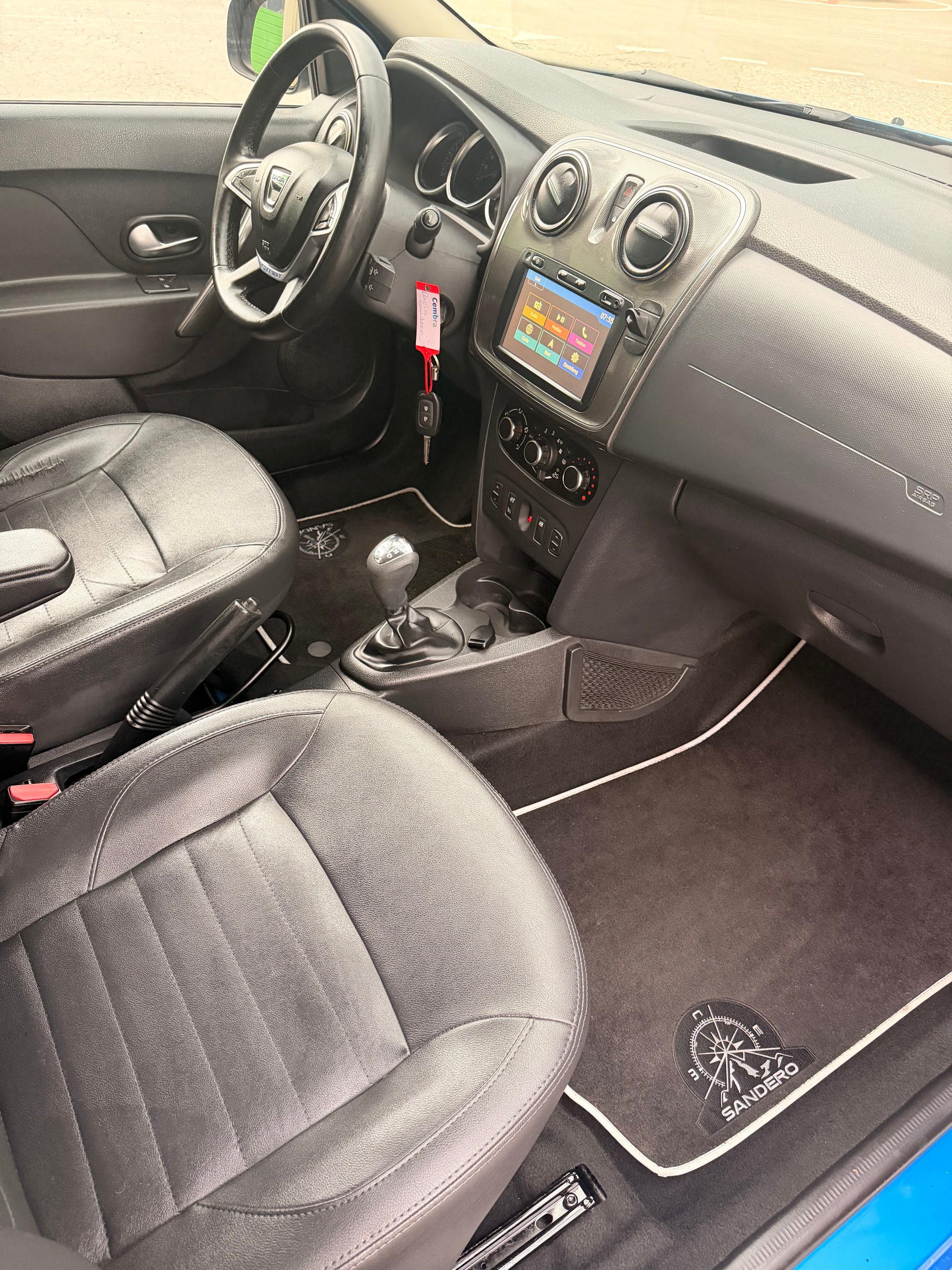 DACIA Sandero Tce 90 Stepway Lauréate Automatic-image-8