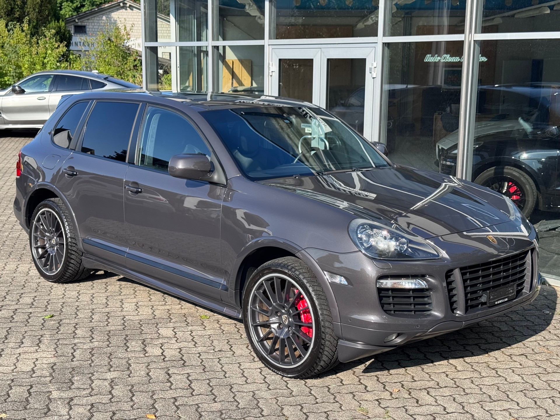 PORSCHE Cayenne GTS Tiptronic-image-1