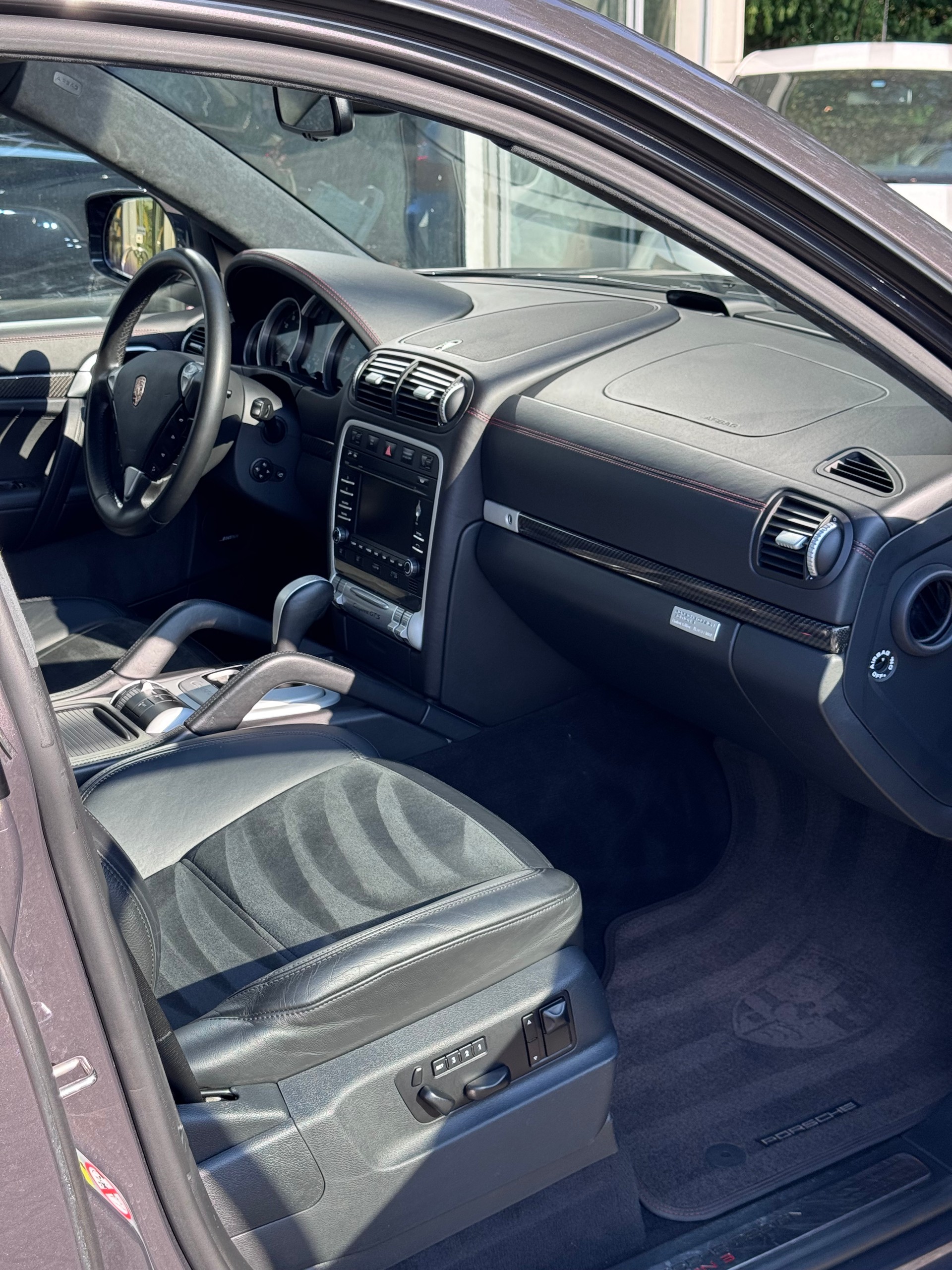 PORSCHE Cayenne GTS Tiptronic-image-6