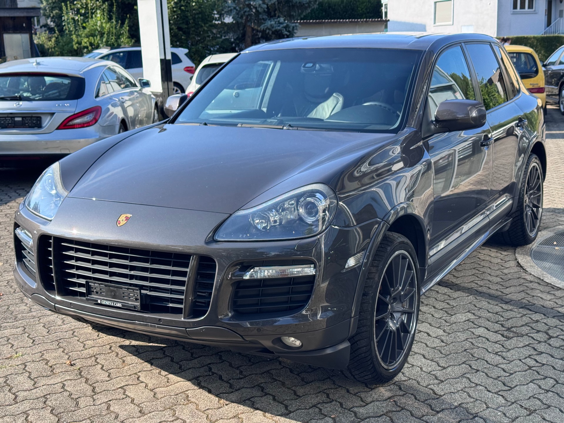 PORSCHE Cayenne GTS Tiptronic-image-2