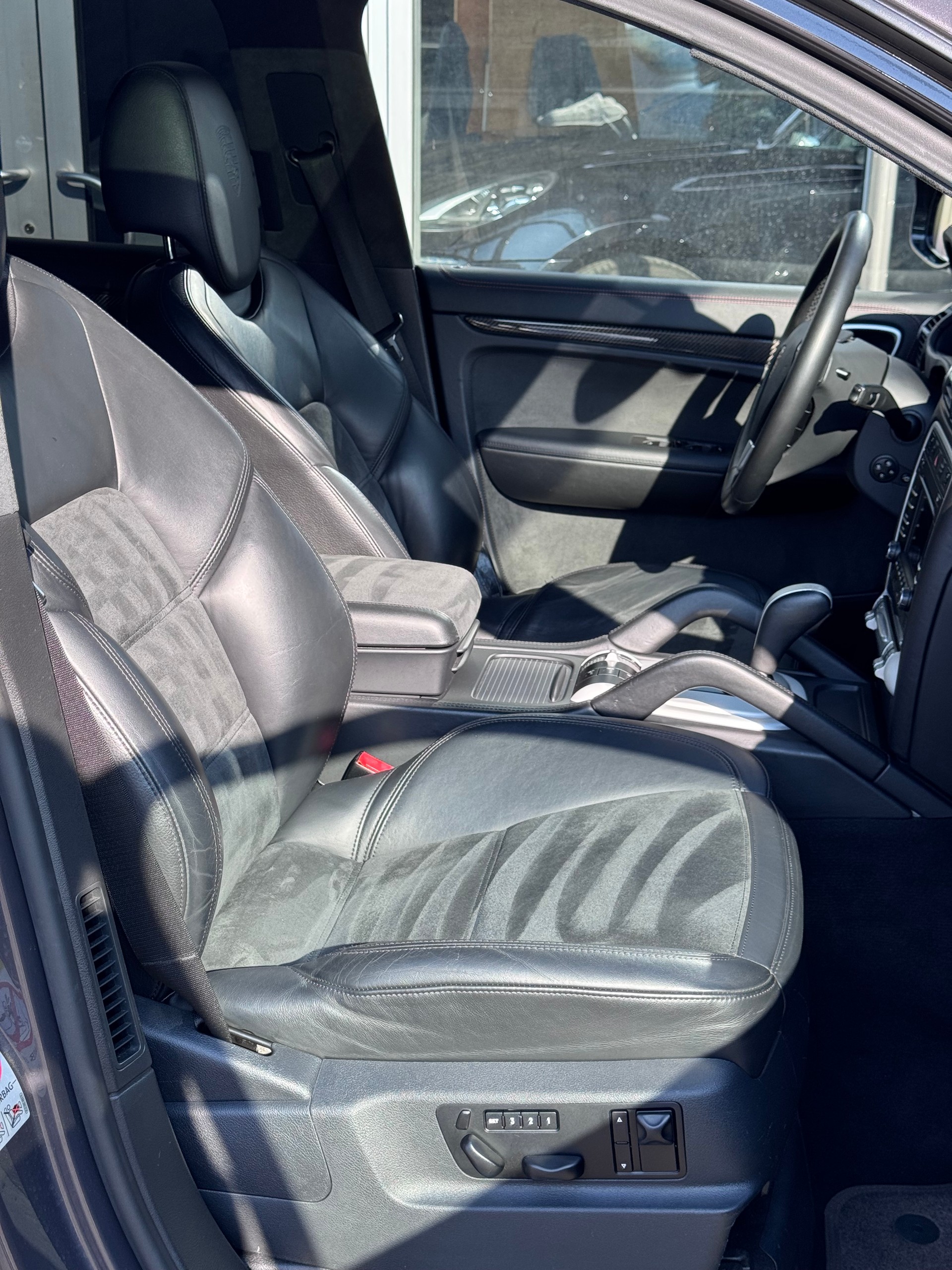 PORSCHE Cayenne GTS Tiptronic-image-7