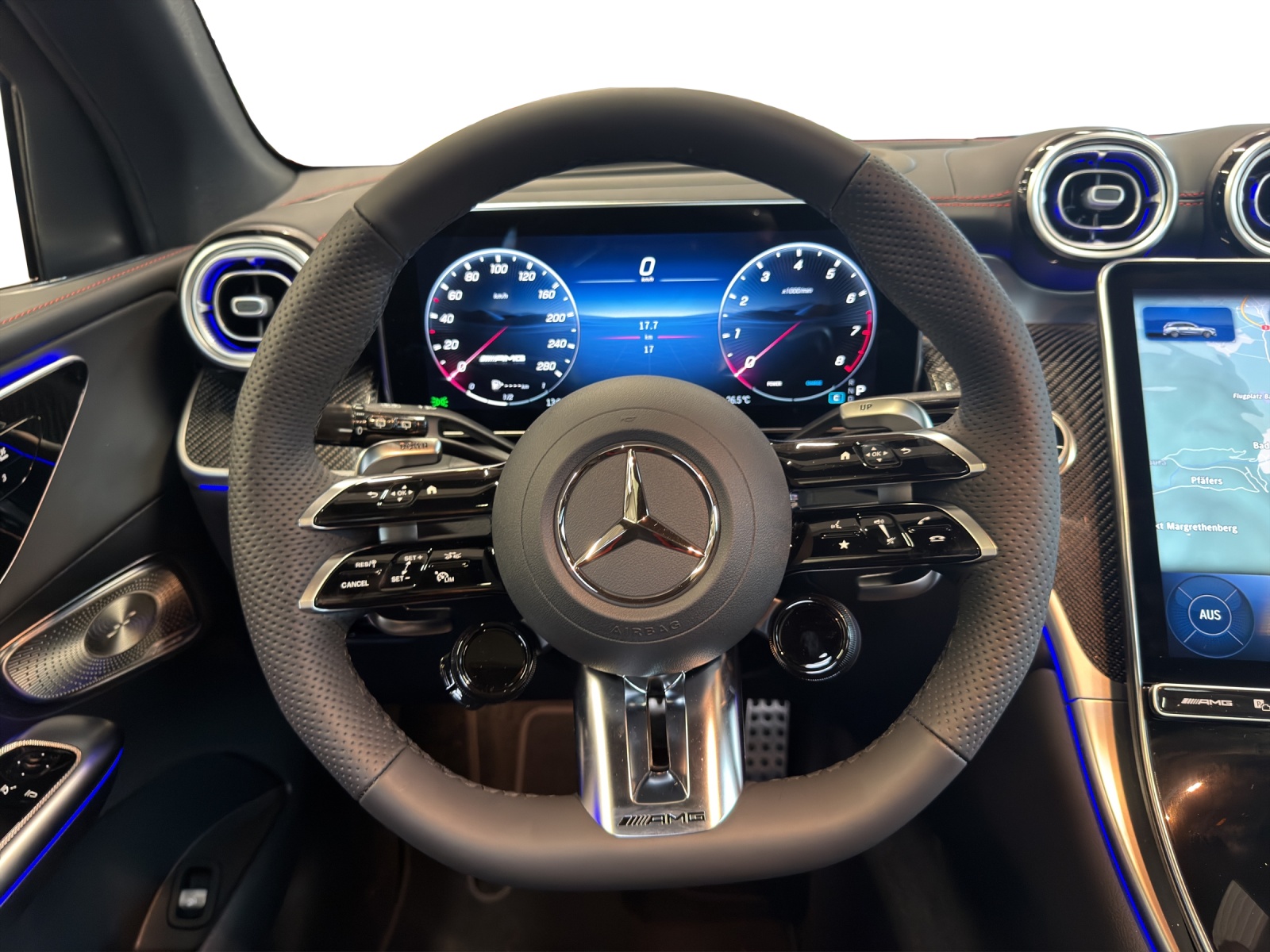 MERCEDES-BENZ GLC 53 AMG 4Matic+ 9G-Tronic-image-9