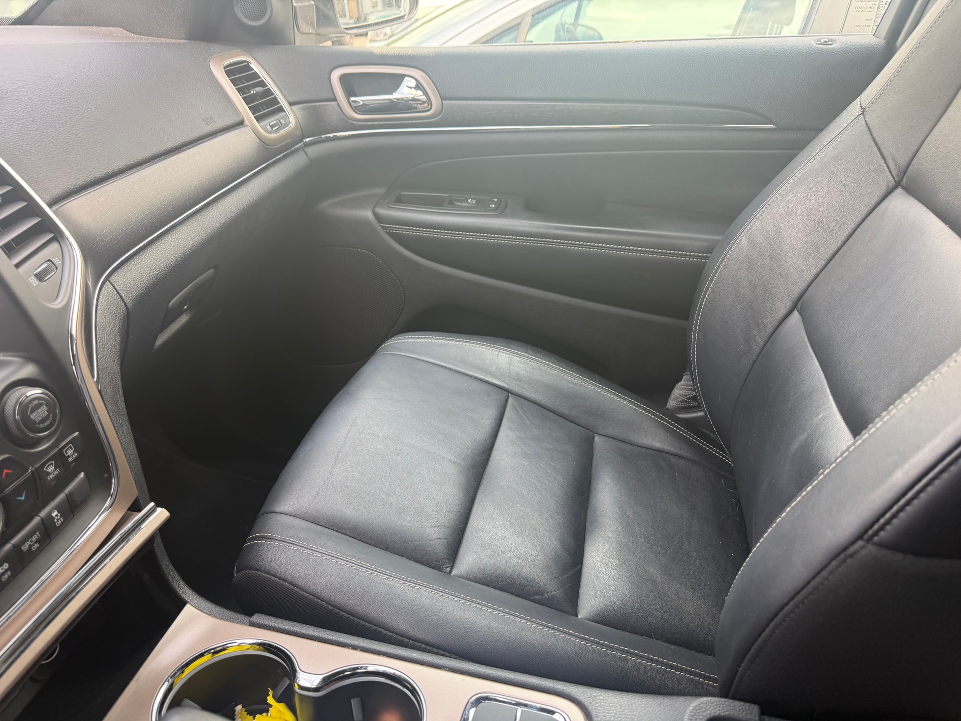 JEEP Grand Cherokee 3.0 CRD Limited Automatic-image-5