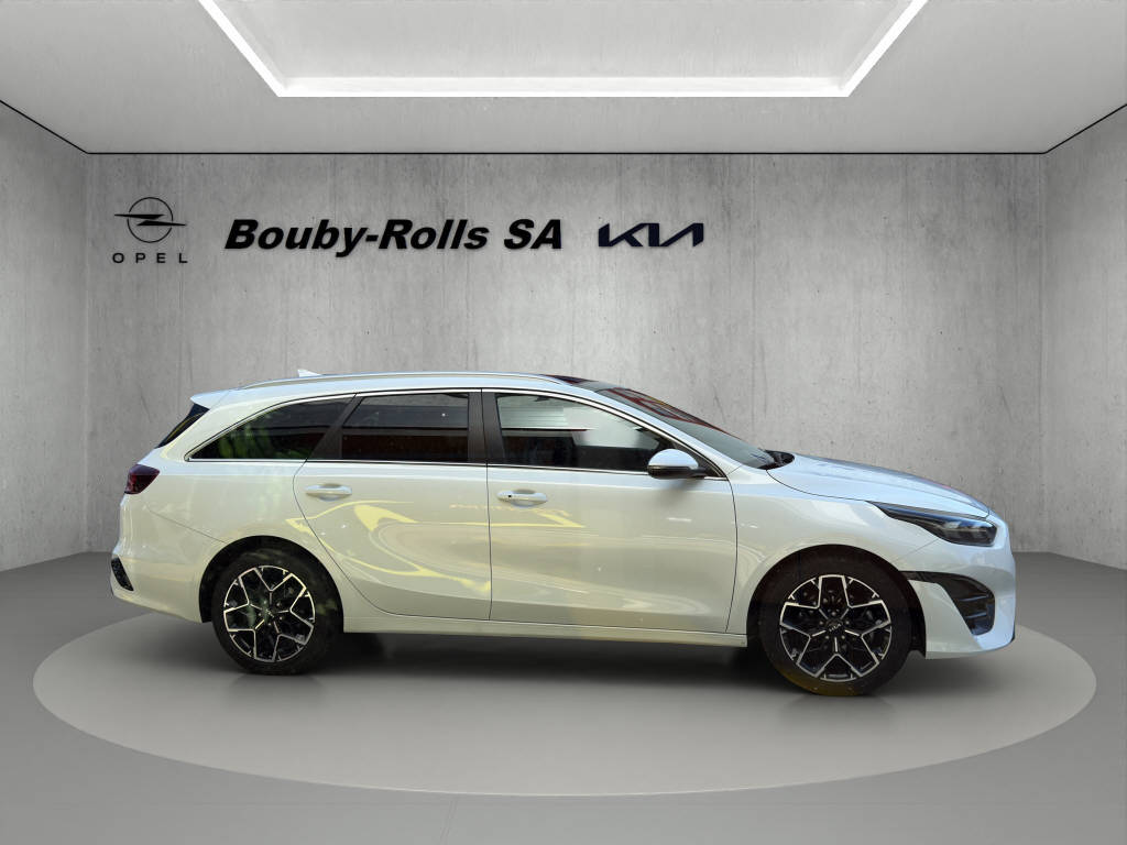 KIA Ceed SW 1.5 T-GDi MHEV GT-Line-image-6