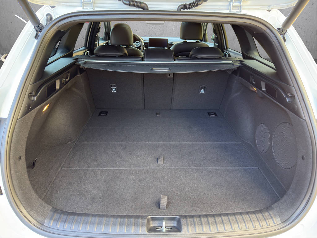 KIA Ceed SW 1.5 T-GDi MHEV GT-Line-image-15