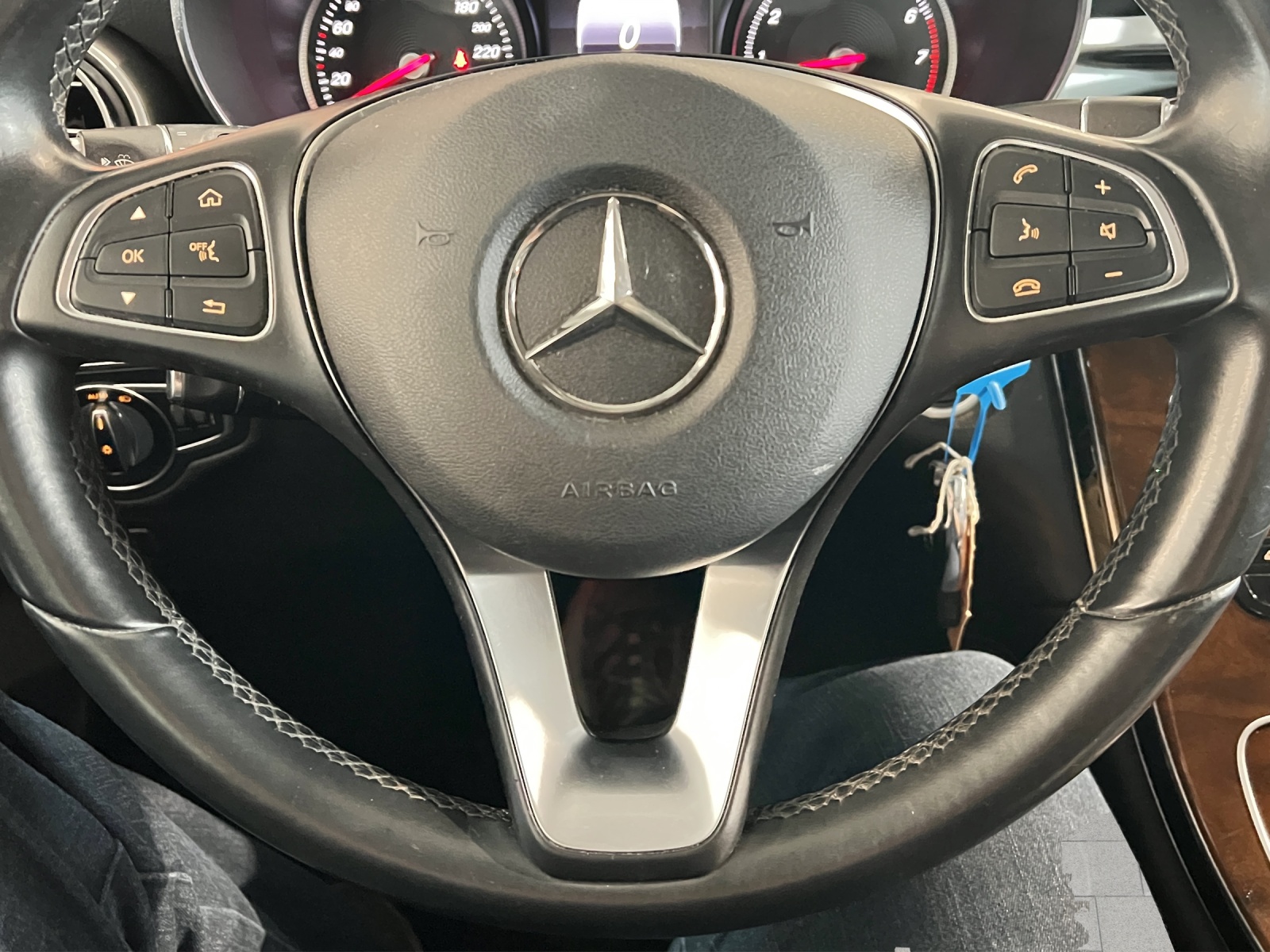 MERCEDES-BENZ GLC 250 Exclusive 4Matic 9G-Tronic-image-16