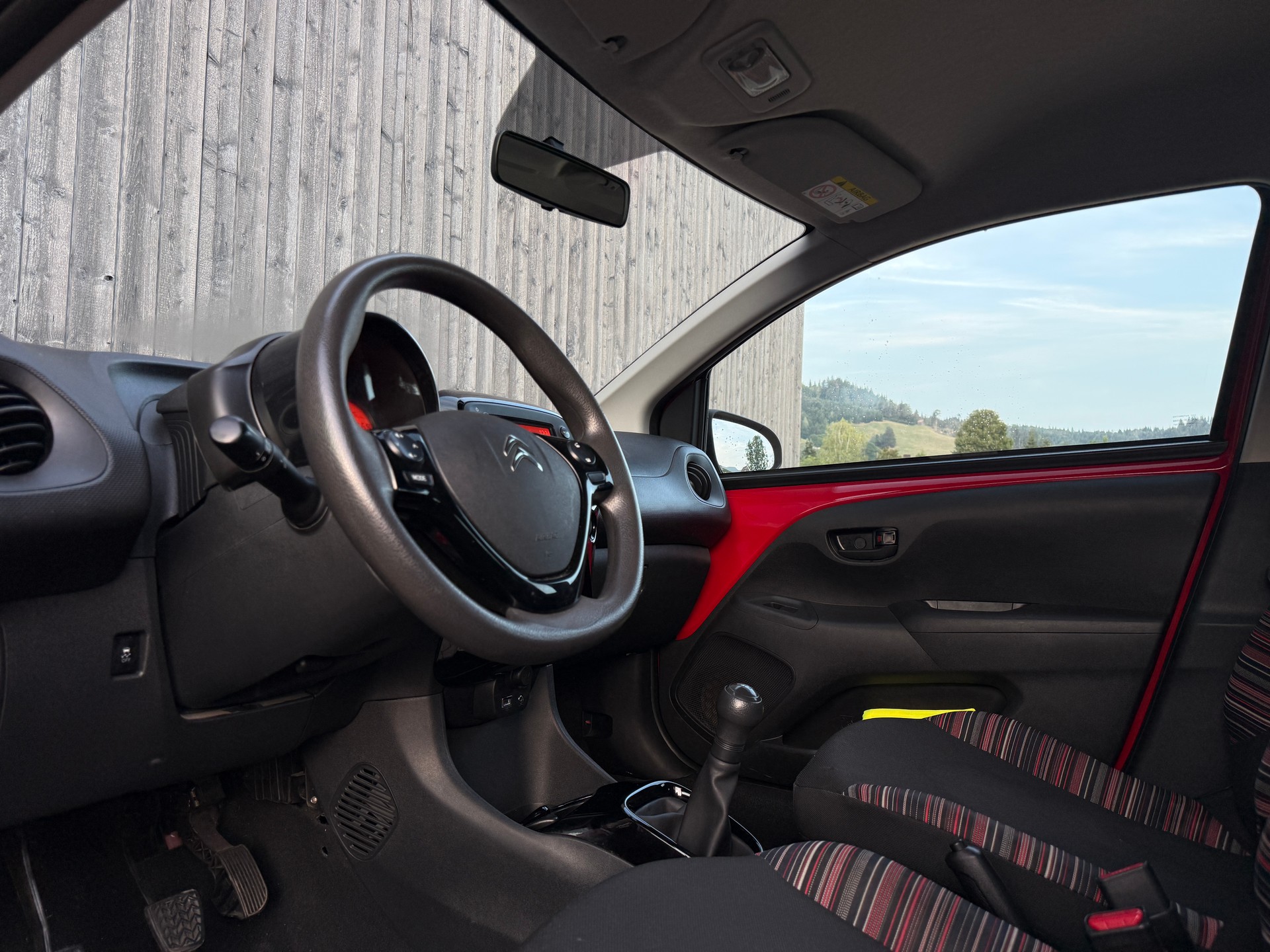 CITROEN C1 1.0 VTi Shine Stop&Start-image-4
