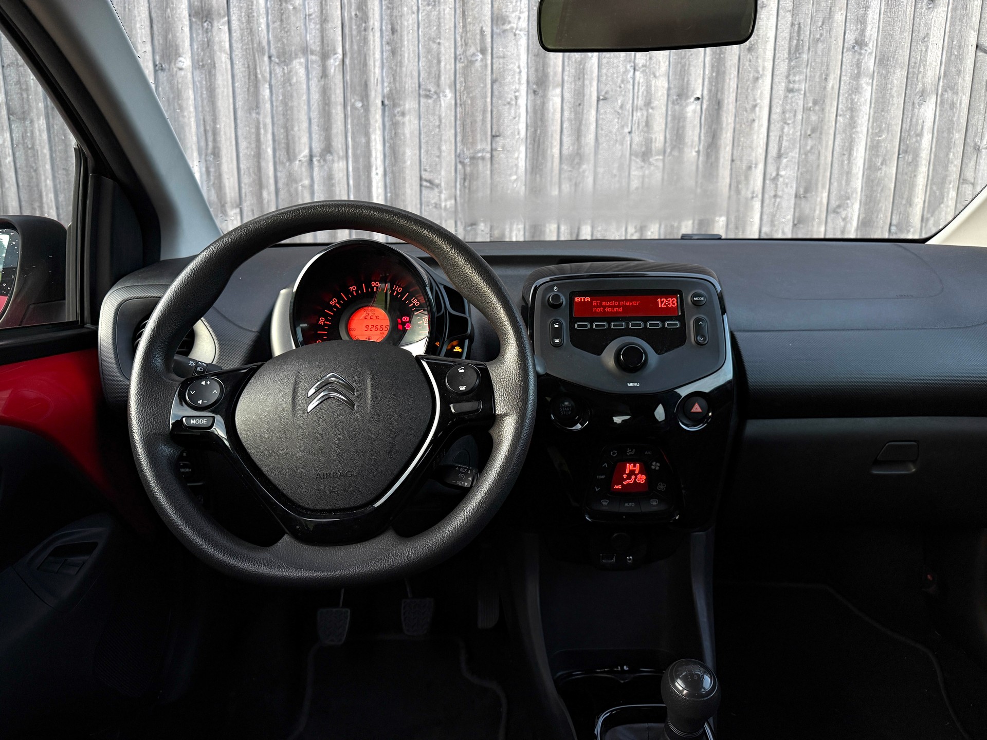 CITROEN C1 1.0 VTi Shine Stop&Start-image-6