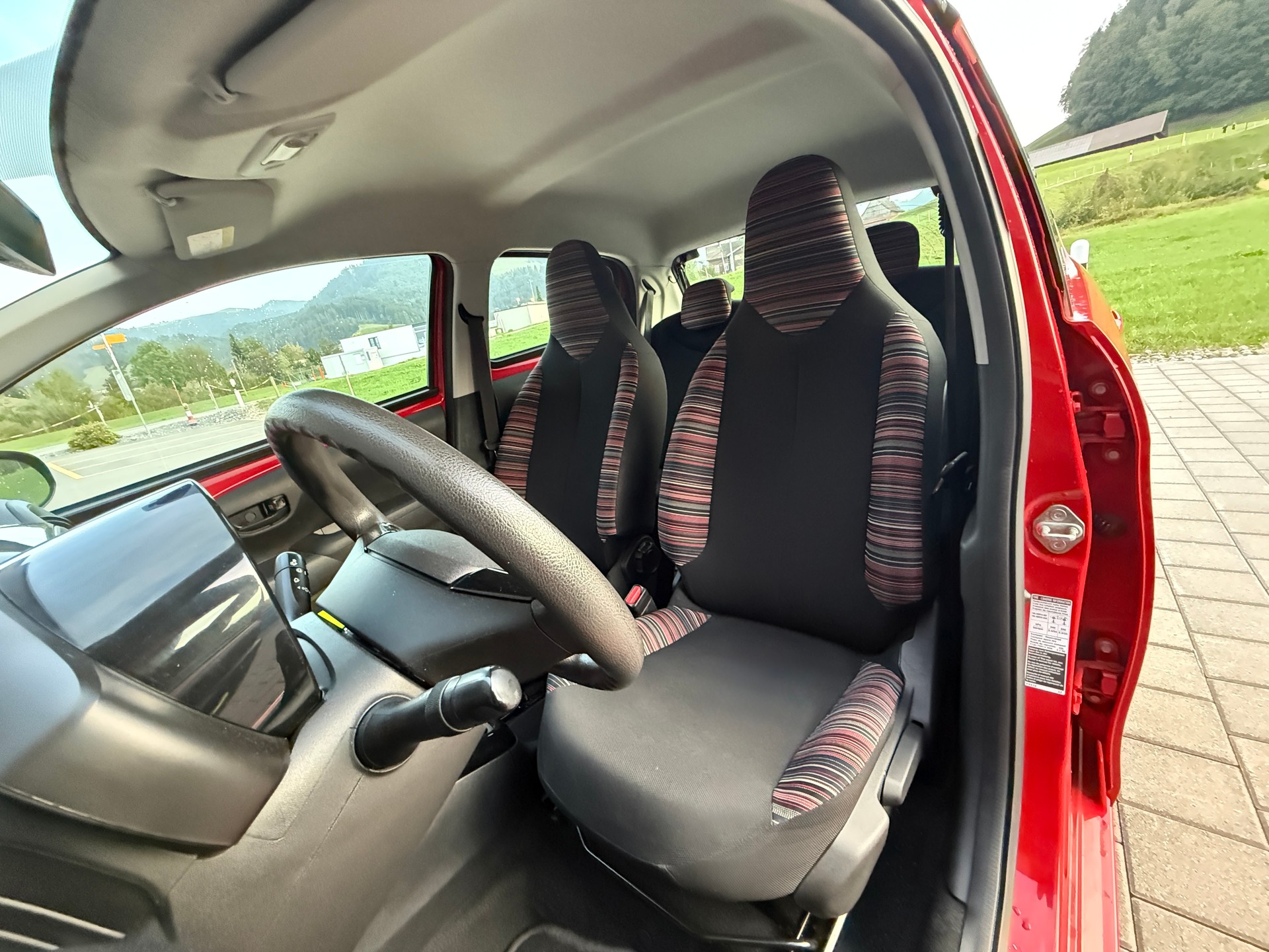 CITROEN C1 1.0 VTi Shine Stop&Start-image-10