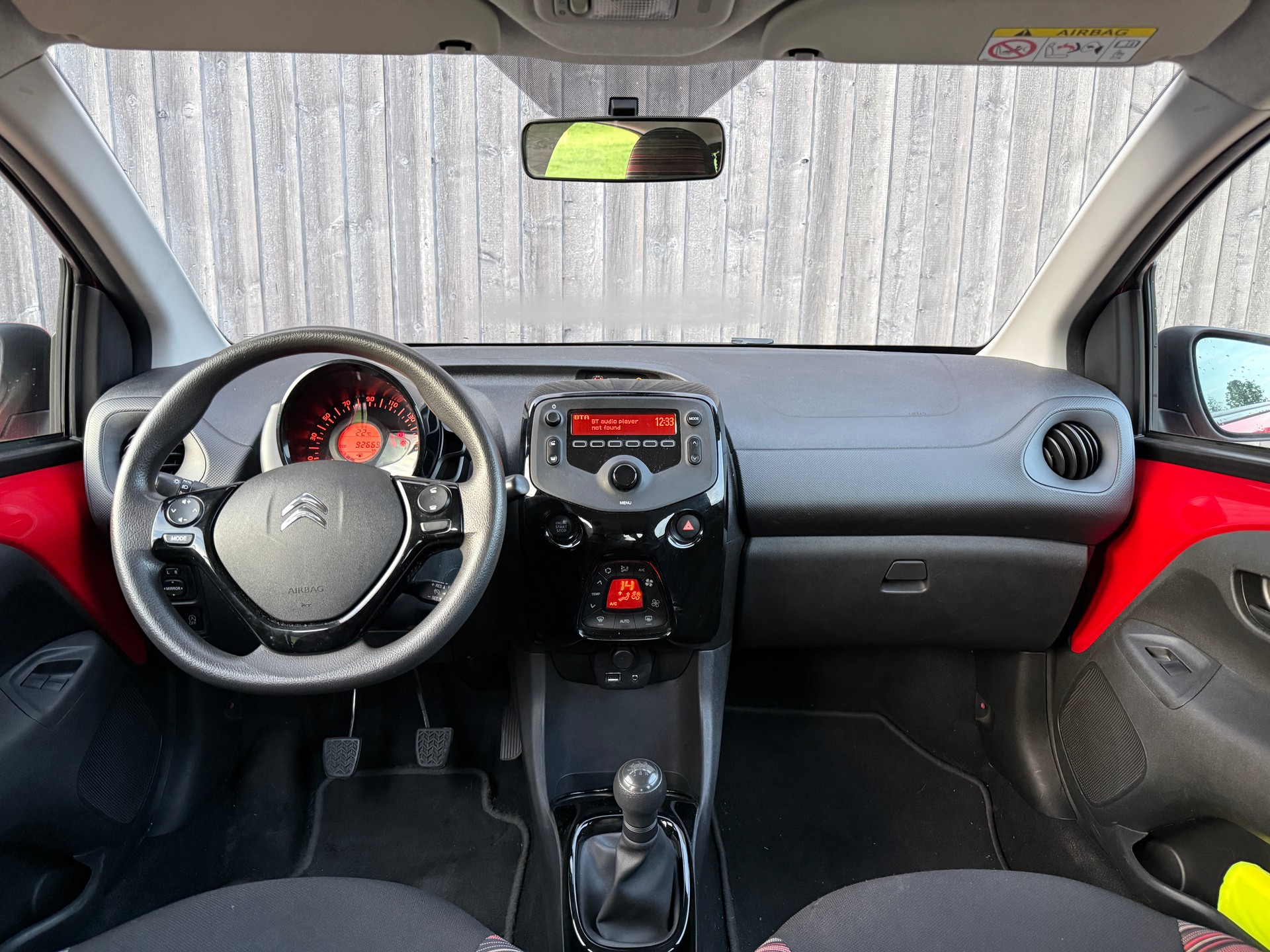 CITROEN C1 1.0 VTi Shine Stop&Start-image-5