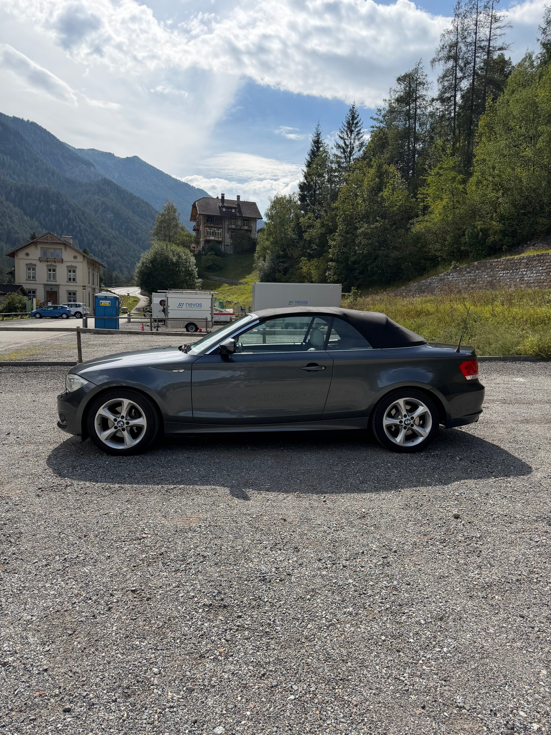 BMW 125i-image-4