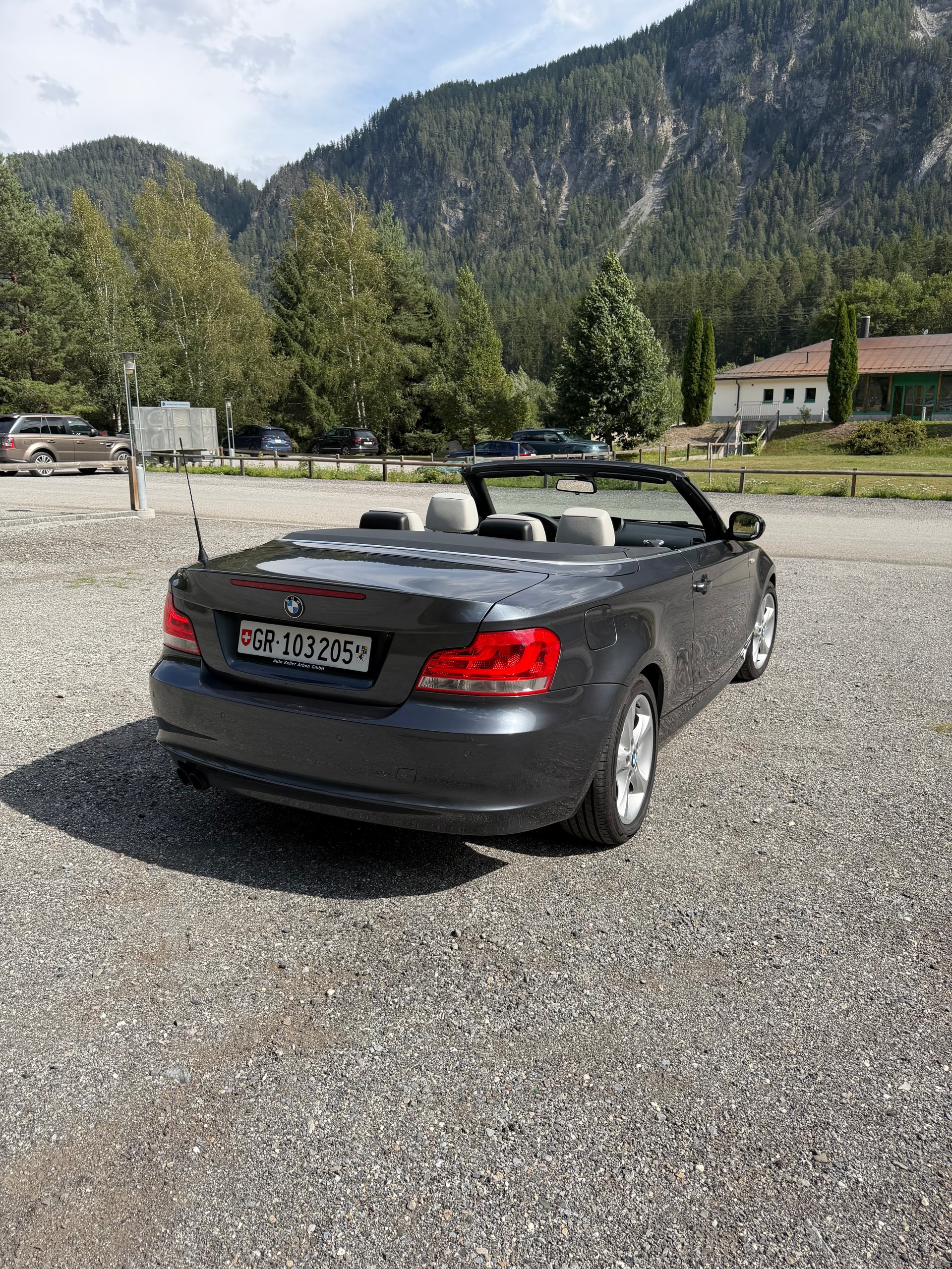 BMW 125i-image-3