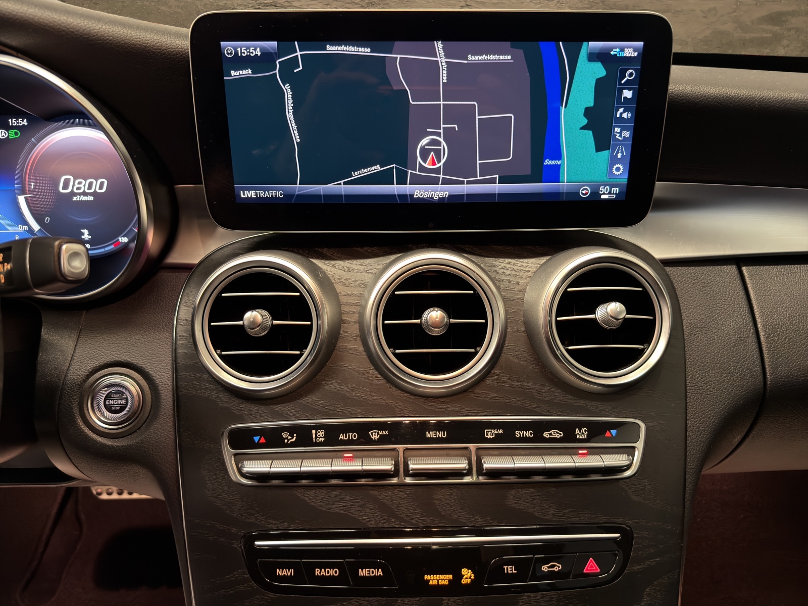 MERCEDES-BENZ C 220 d Swiss Star AMG Line 4M 9G-Tronic-image-9