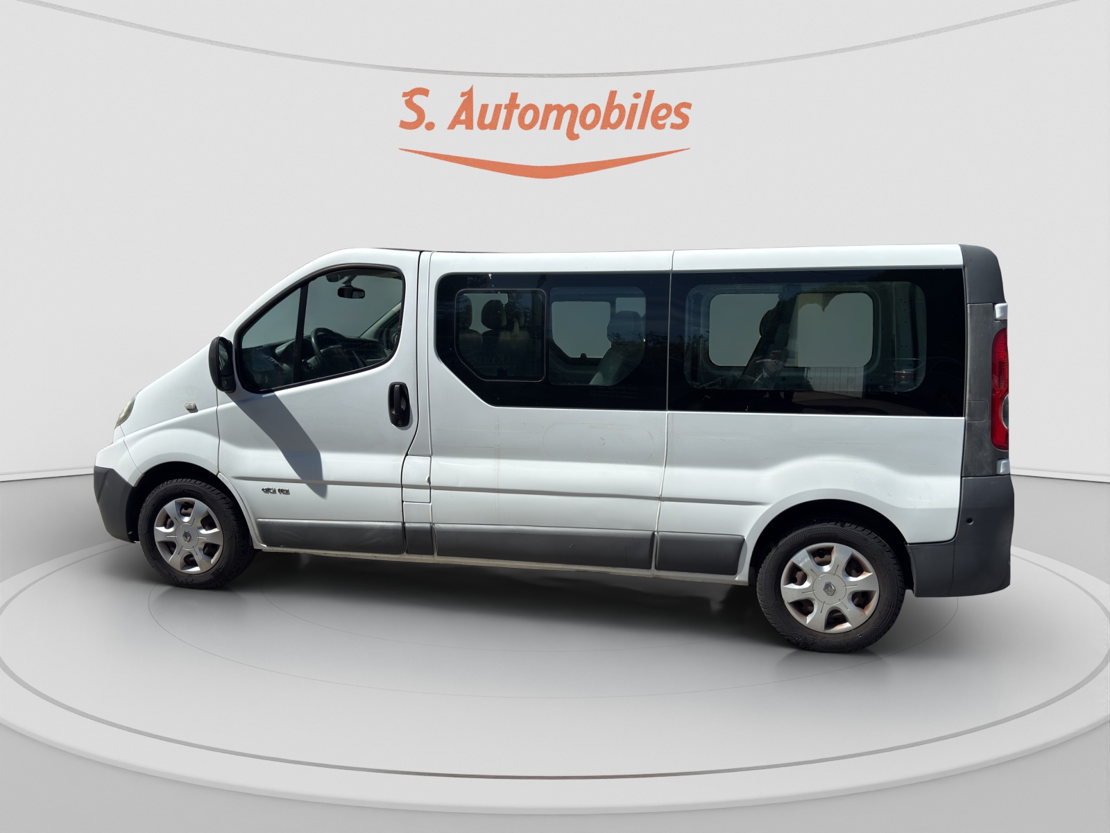 RENAULT Trafic 2.0 dCi L2H1 Grand Passenger Expression-image-2