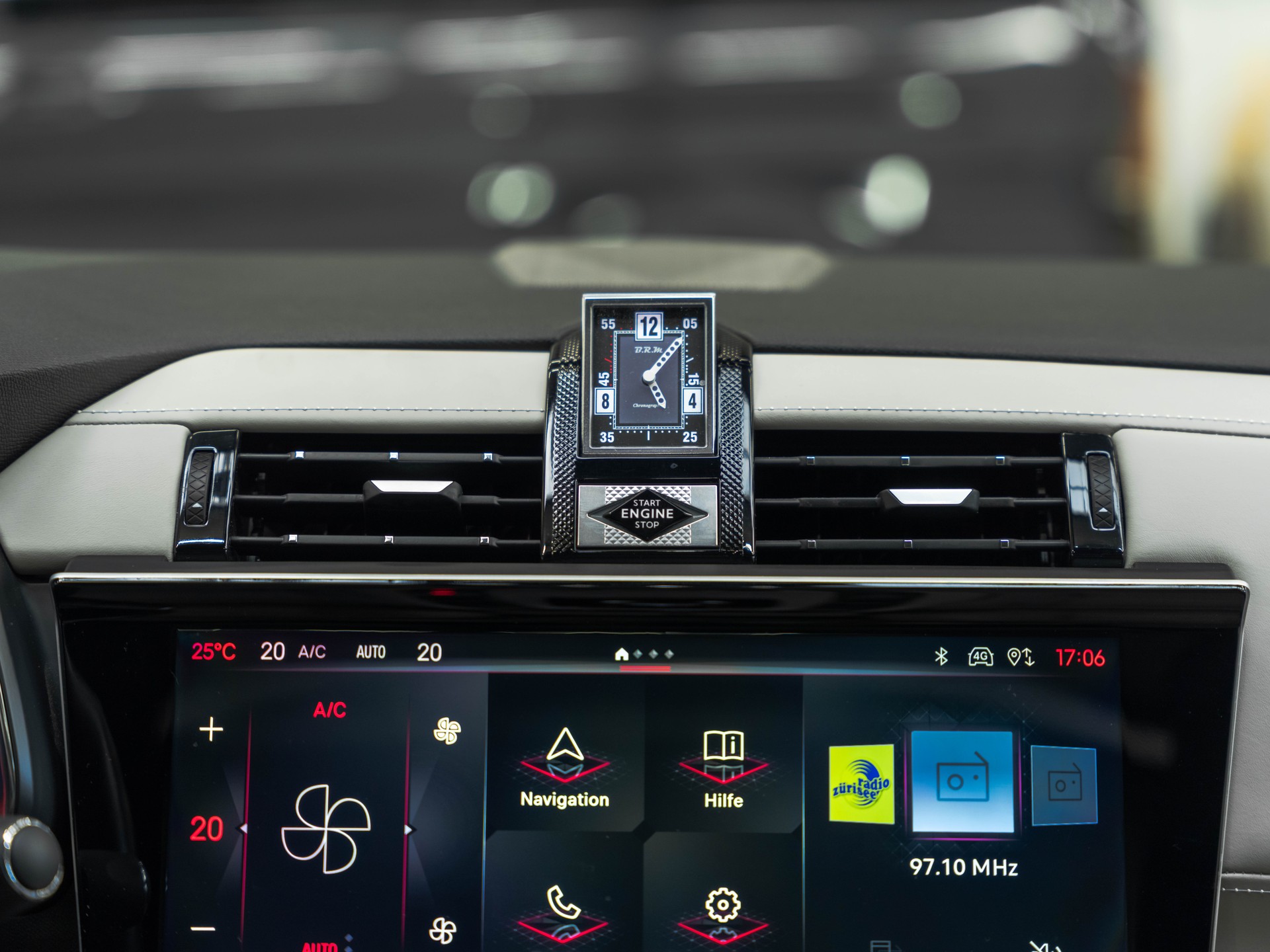 DS AUTOMOBILES DS 7 Crossback E-Tense 360 4x4 Opéra-image-20
