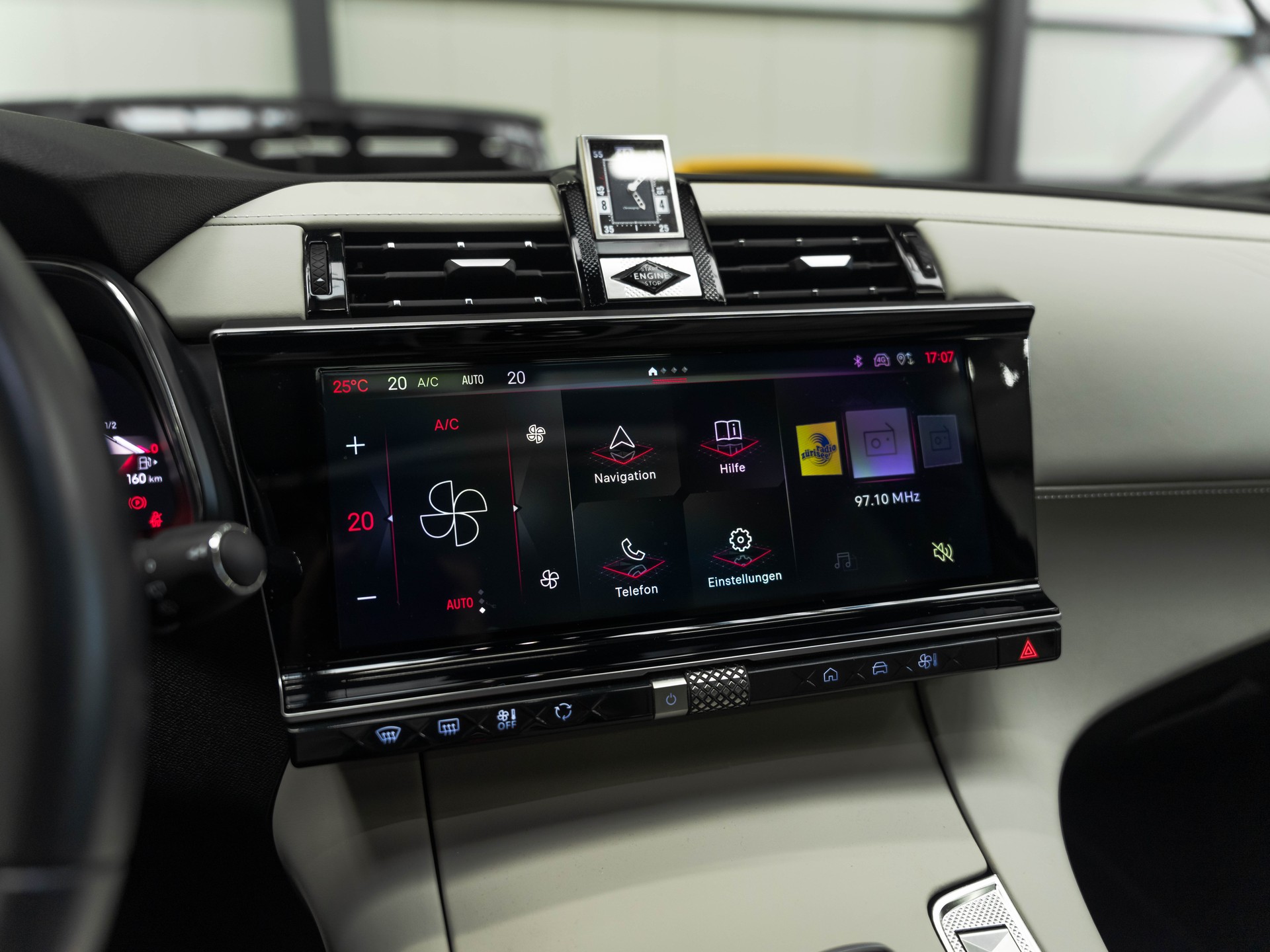 DS AUTOMOBILES DS 7 Crossback E-Tense 360 4x4 Opéra-image-23