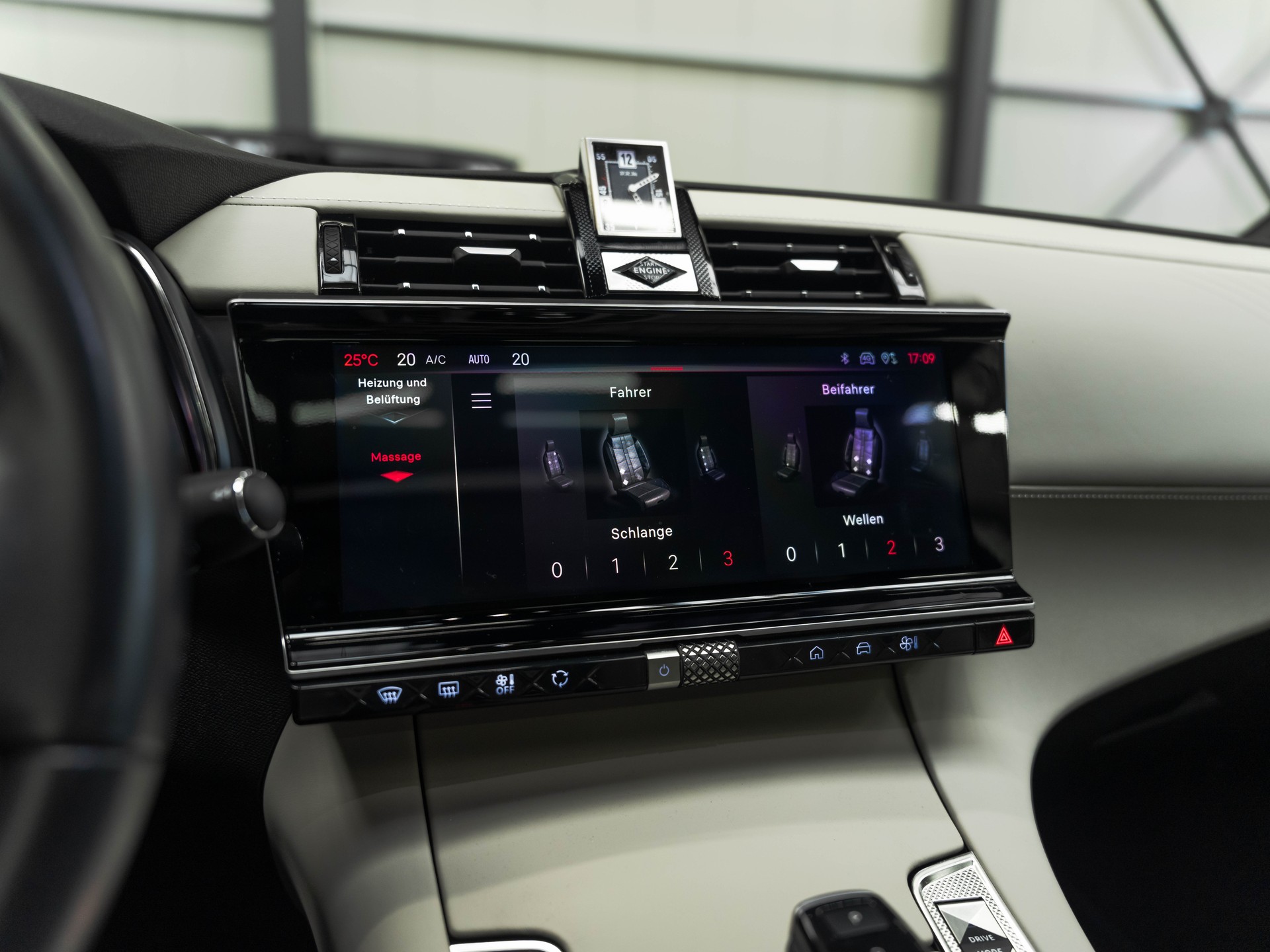 DS AUTOMOBILES DS 7 Crossback E-Tense 360 4x4 Opéra-image-28
