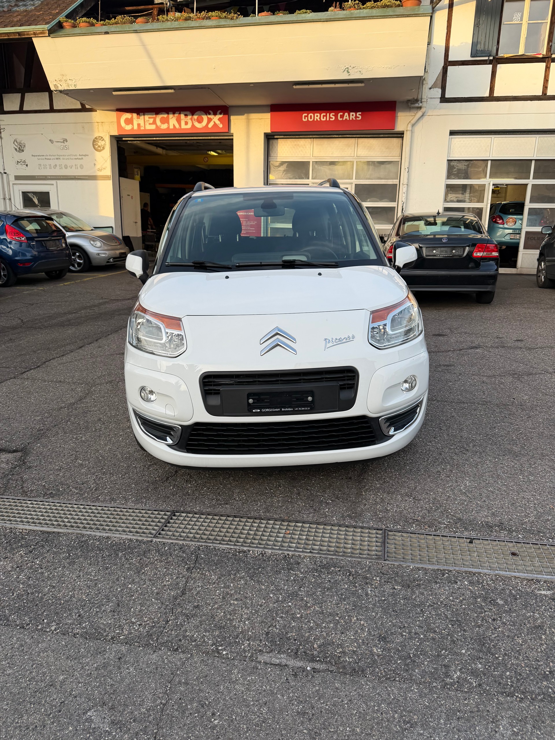 CITROEN C3 Picasso 1.6i 16V Séduction EGS6-image-3