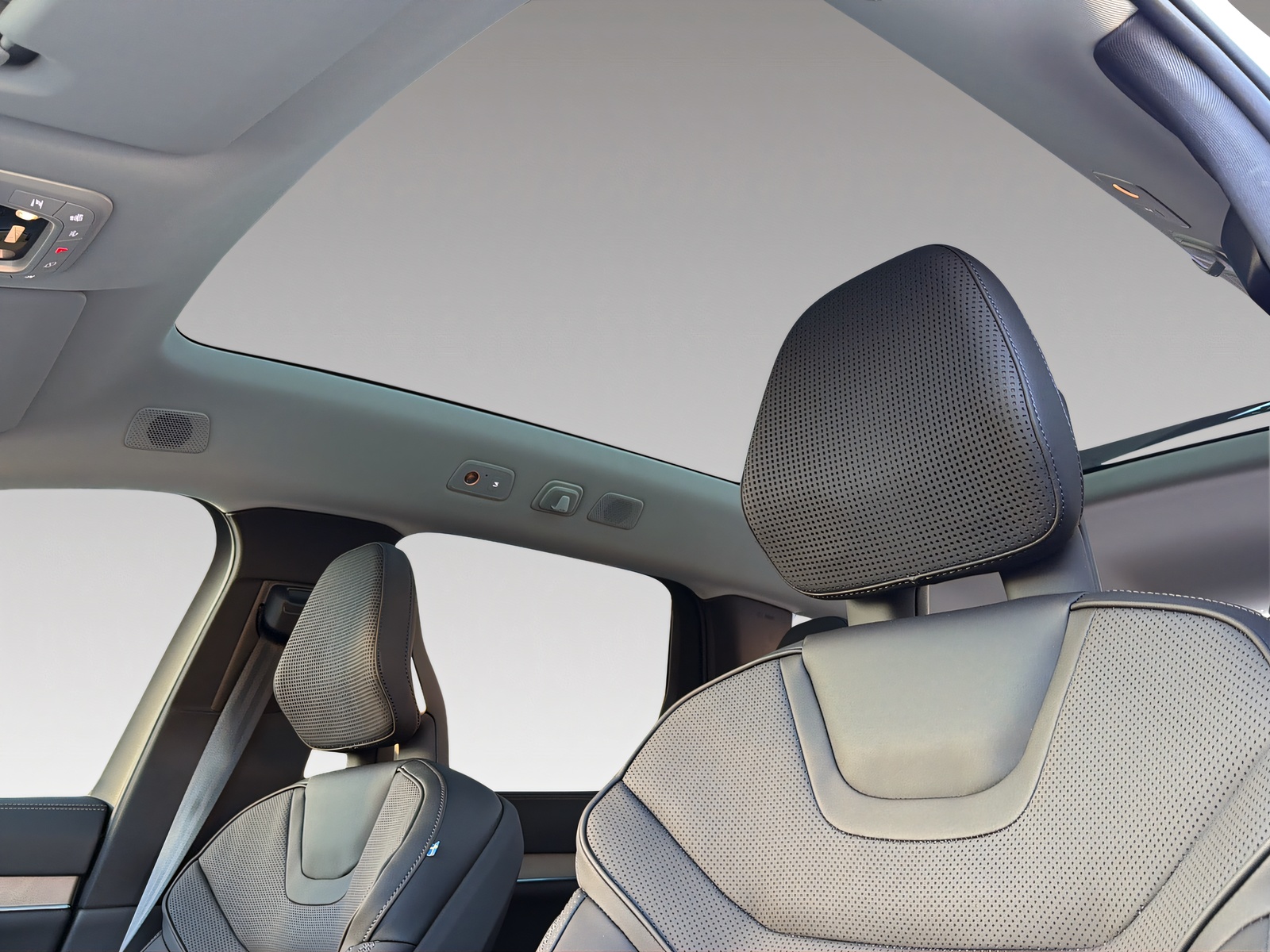 VOLVO EX90 Twin Ultra AWD-image-16