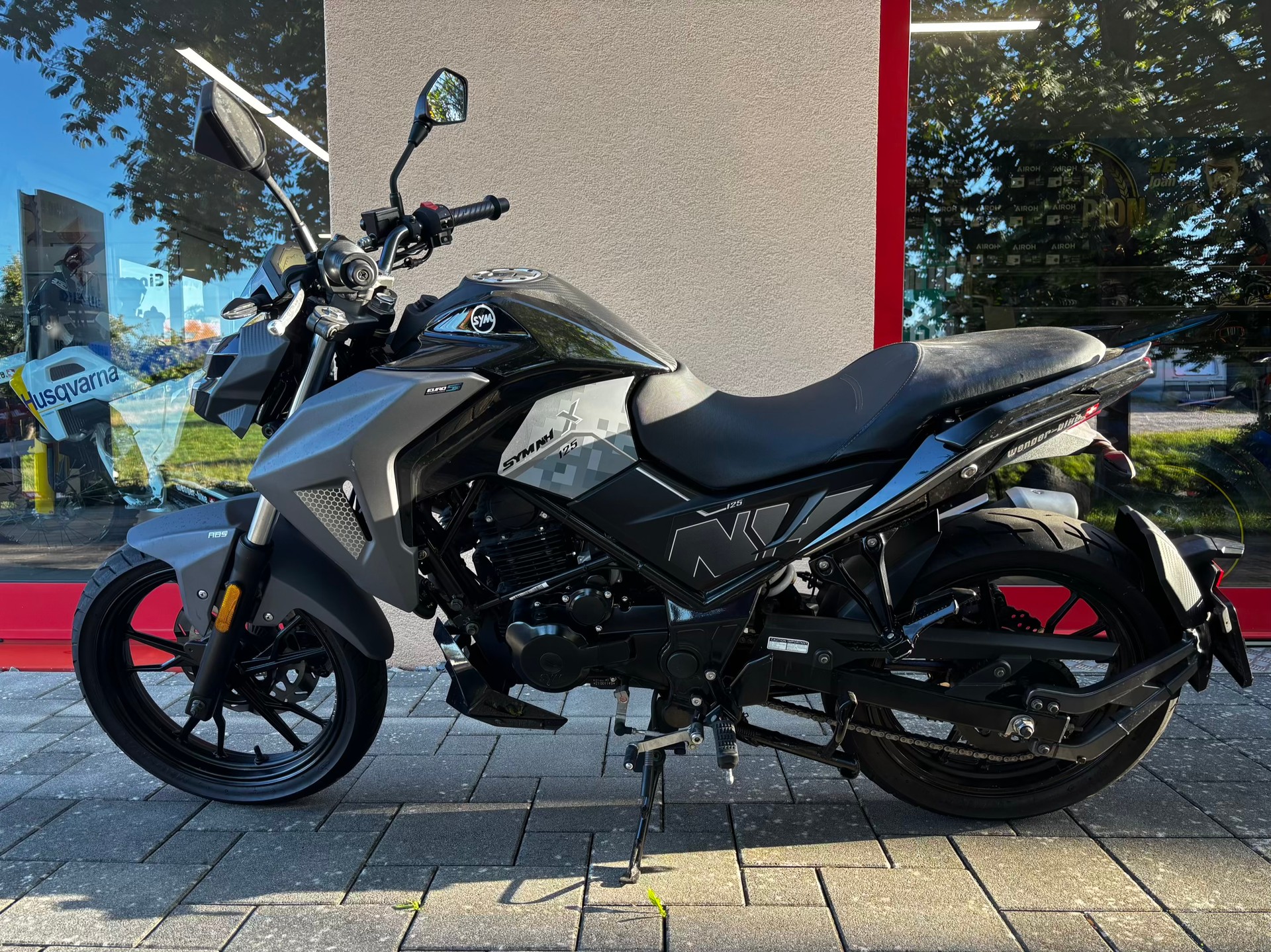 SYM NH-X 125