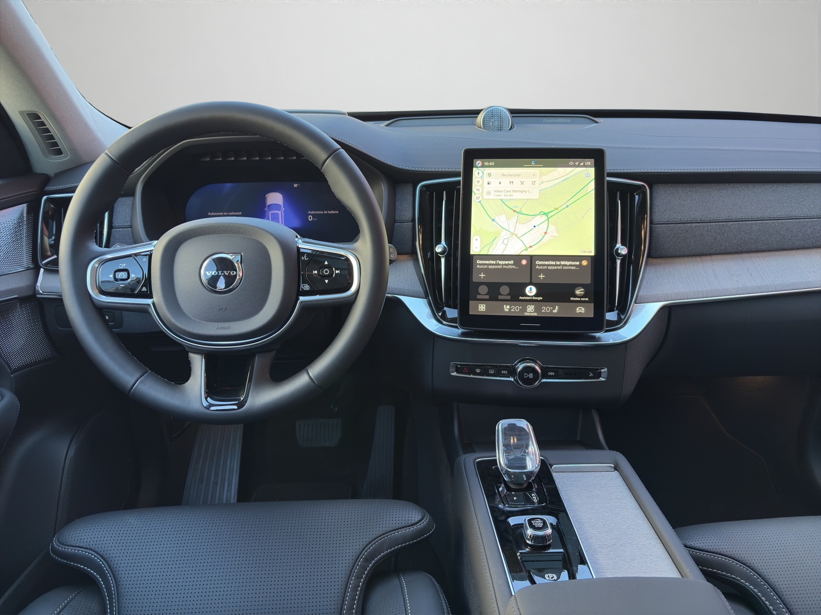VOLVO XC90 T8 eAWD PluginHybrid Ultra Bright Geartronic-image-11