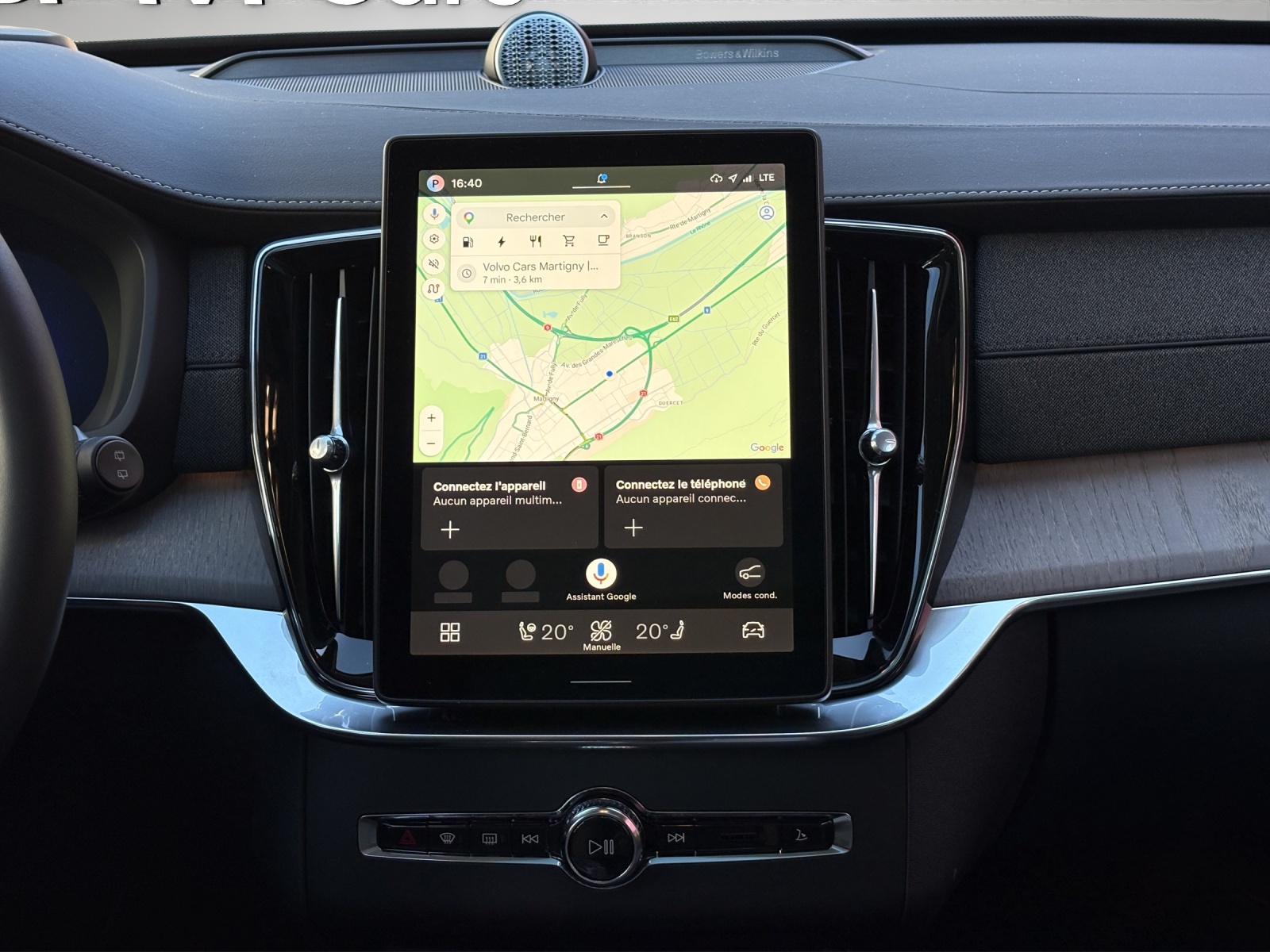 VOLVO XC90 T8 eAWD PluginHybrid Ultra Bright Geartronic-image-10