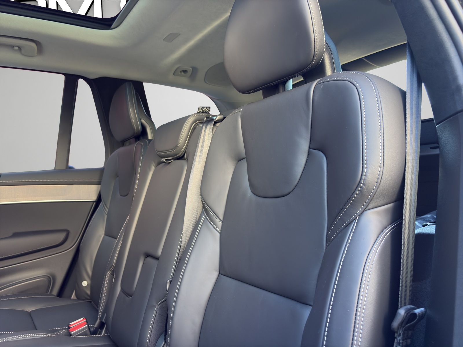 VOLVO XC90 T8 eAWD PluginHybrid Ultra Bright Geartronic-image-12